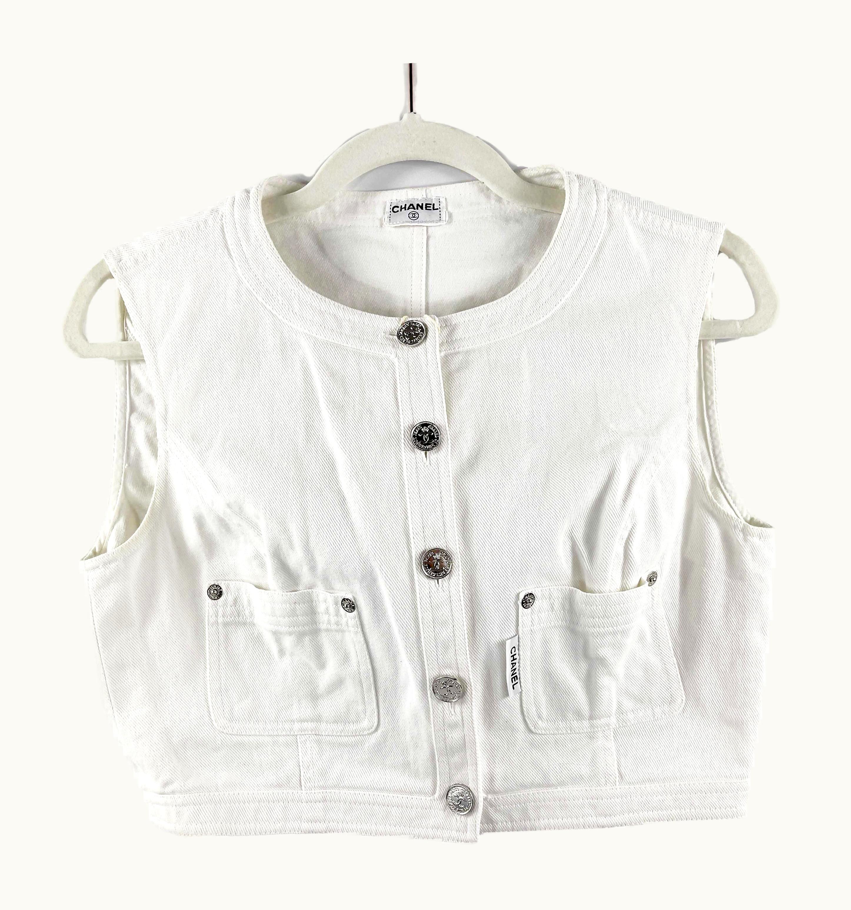 Chanel Chanel- Vtg 96p Denim Vest Gilet White S/S Cc Silver Buttons S/S Us