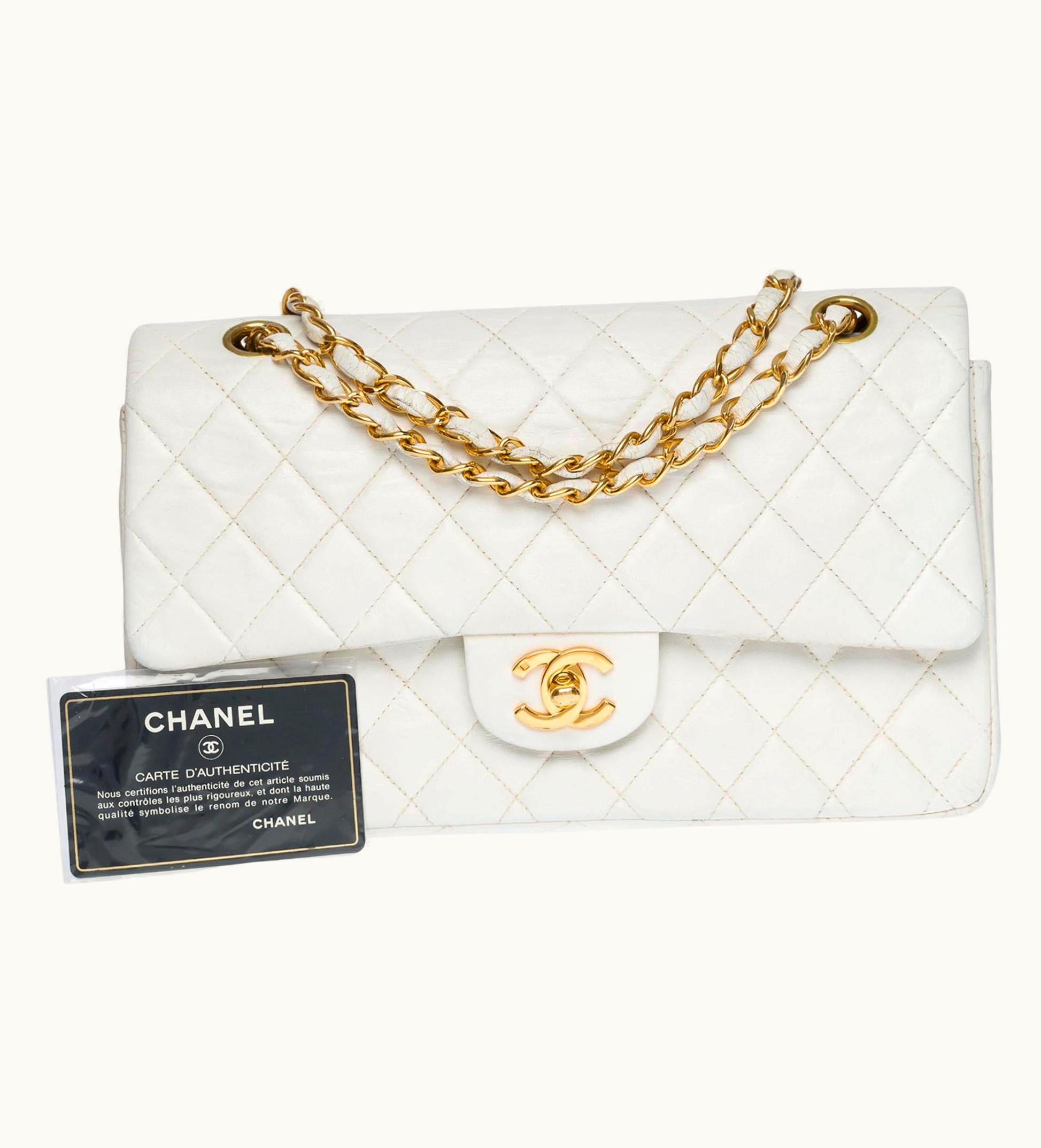 Chanel Chanel Timeless Medium Double Flap Shoulder Bag In White Quilted Lambskin, Ghw