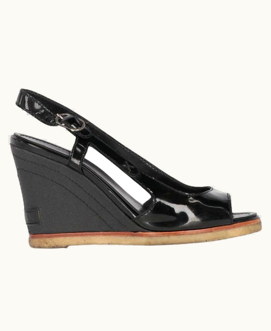 Chanel Chanel Vintage 2007 Black Patent Leather Slingback Wedges