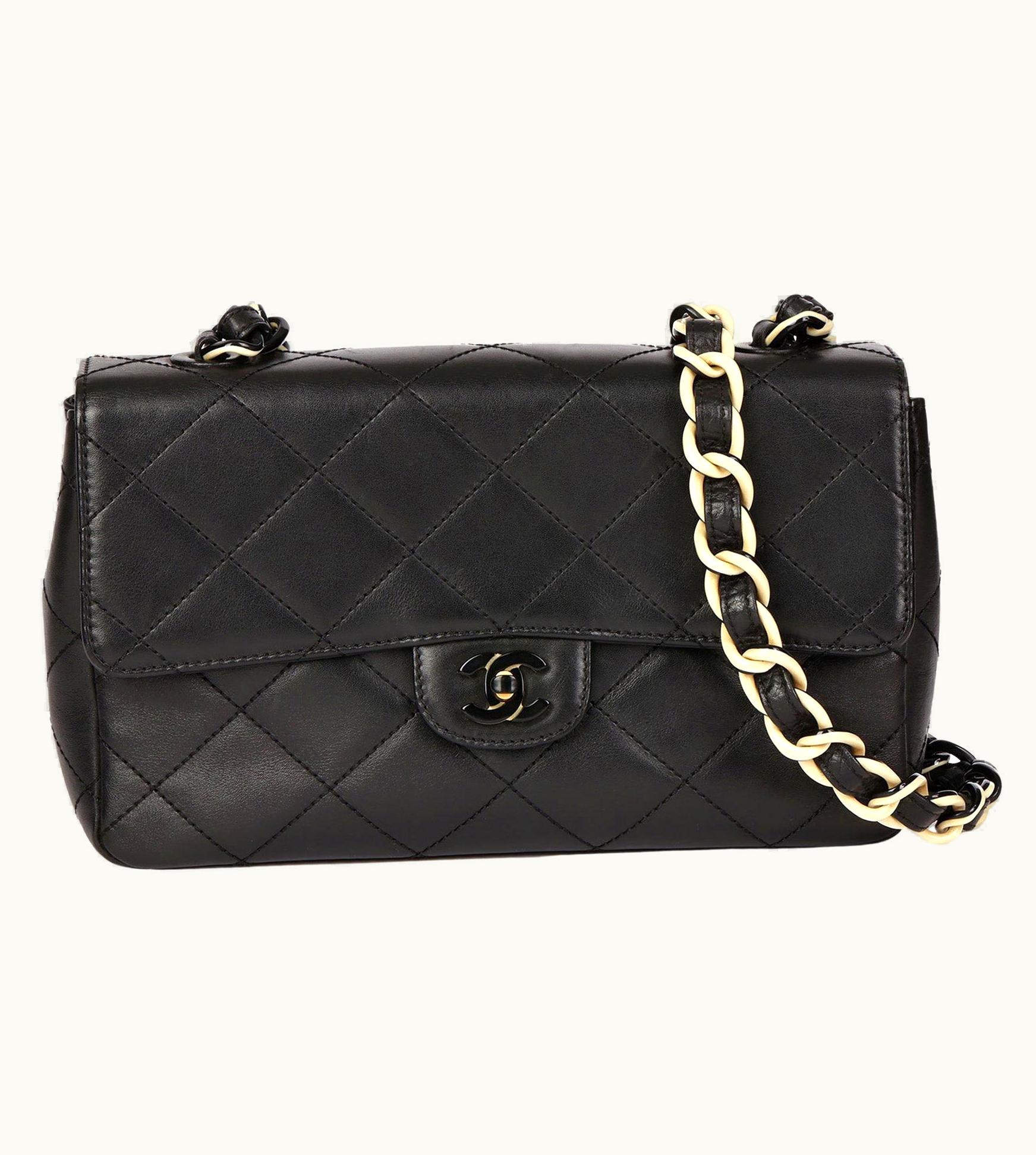 Chanel Chanel Black Quilted Lambskin Vintage Medium Classic Single Flap Bag