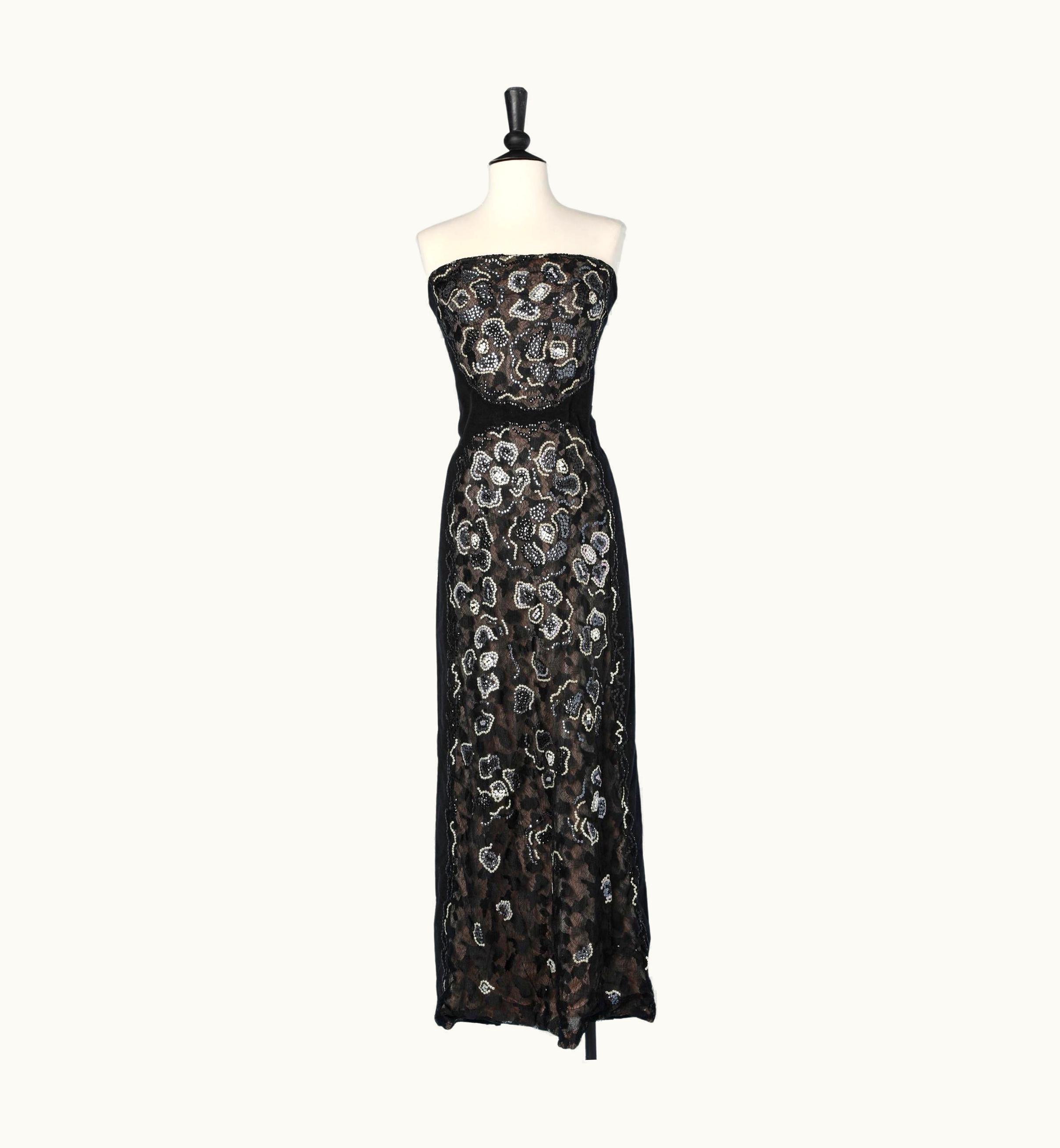 Chanel Long Evening Dress With Embroidered On Lace And Velvet Back Chanel