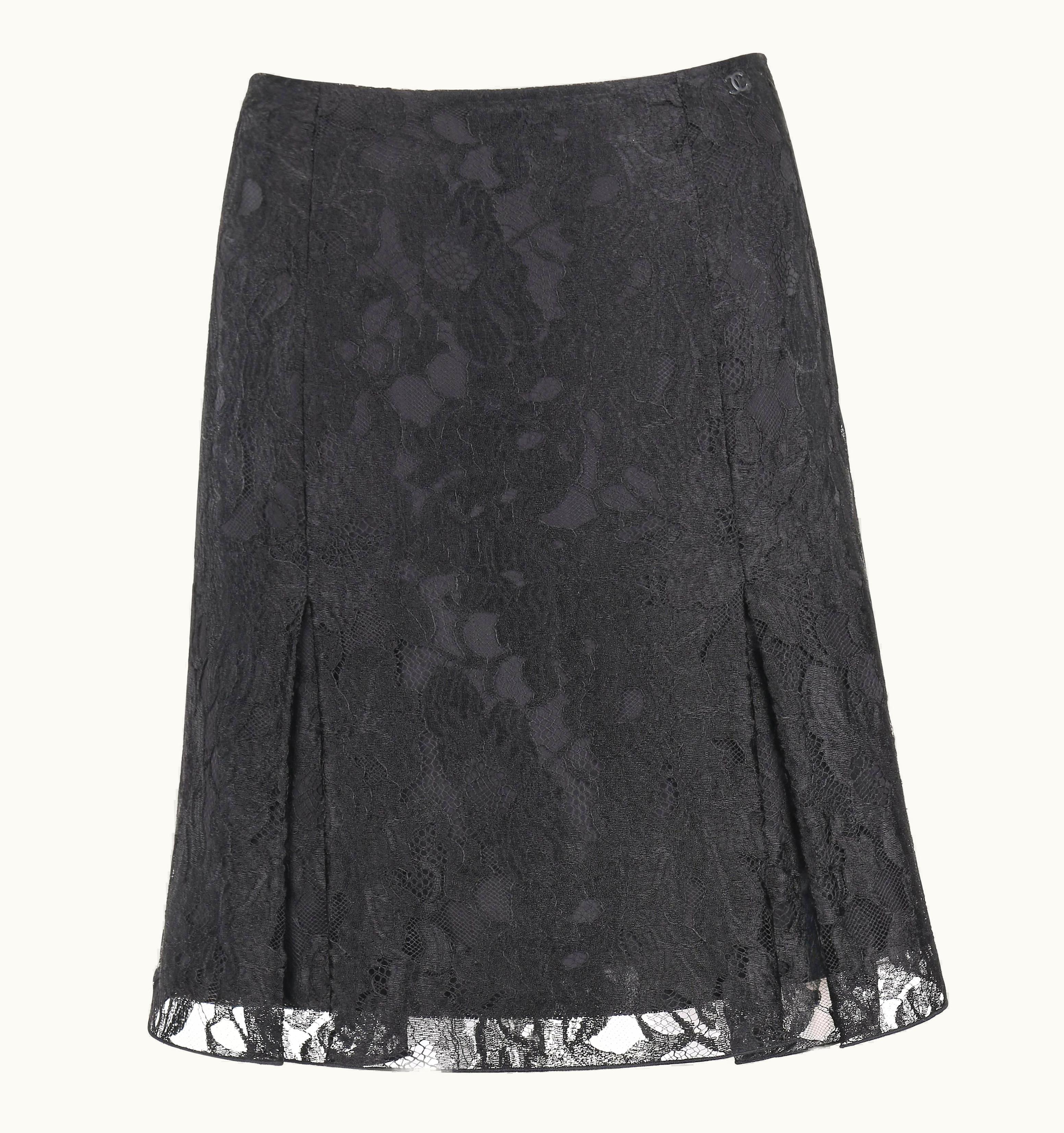 Chanel Chanel AW 2006 Black Floral Lace Box Pleated Skirt