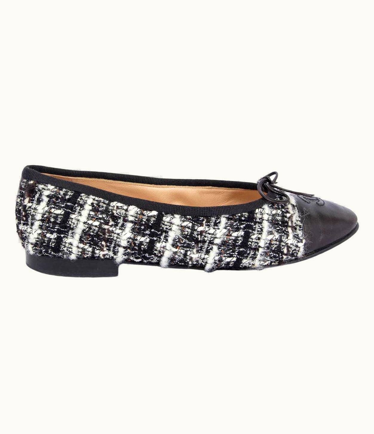 Chanel Chanel Black & White Tweed Ballet Flats Shoes