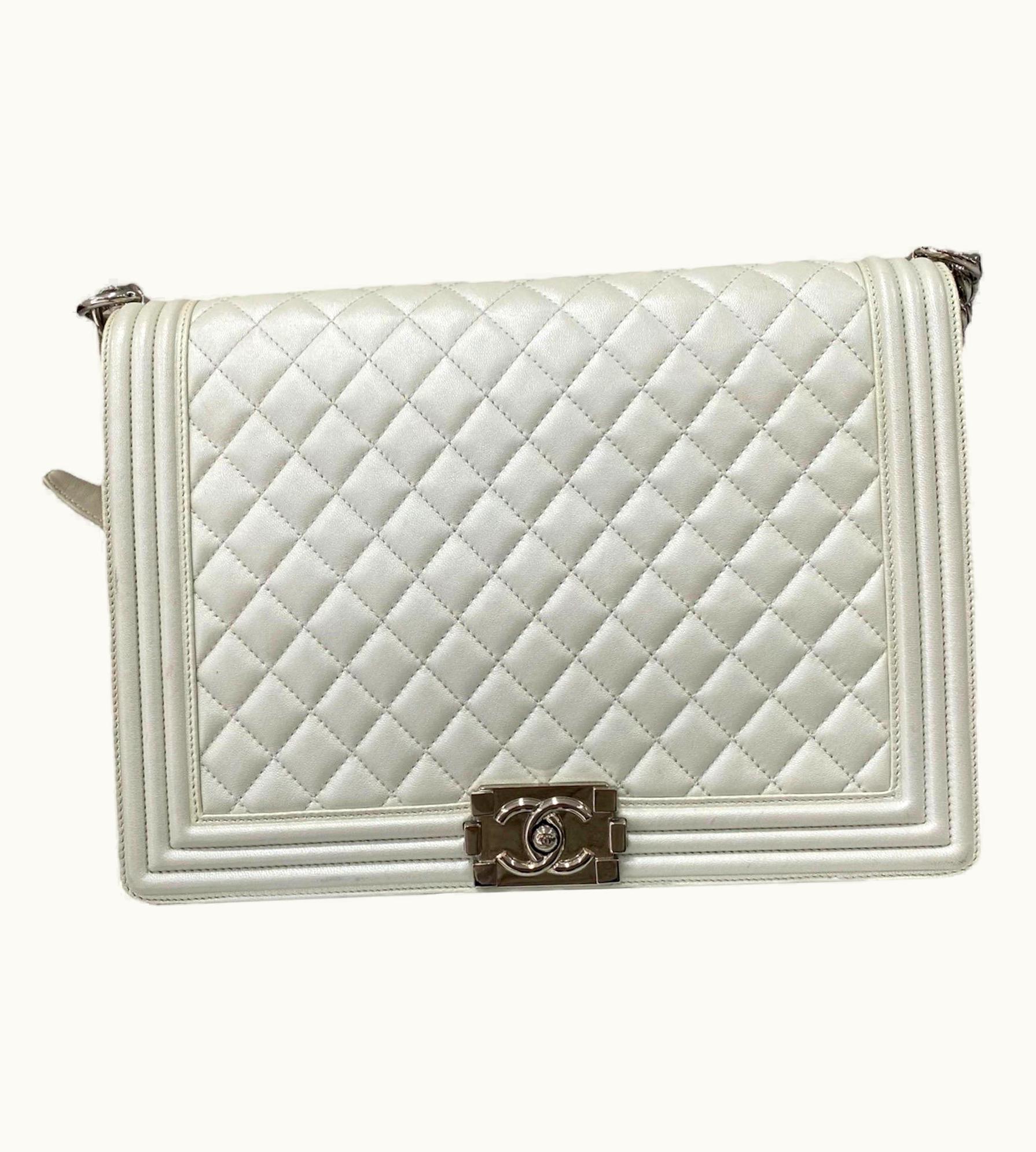 Chanel Chanel Boy White Big houlder Bag