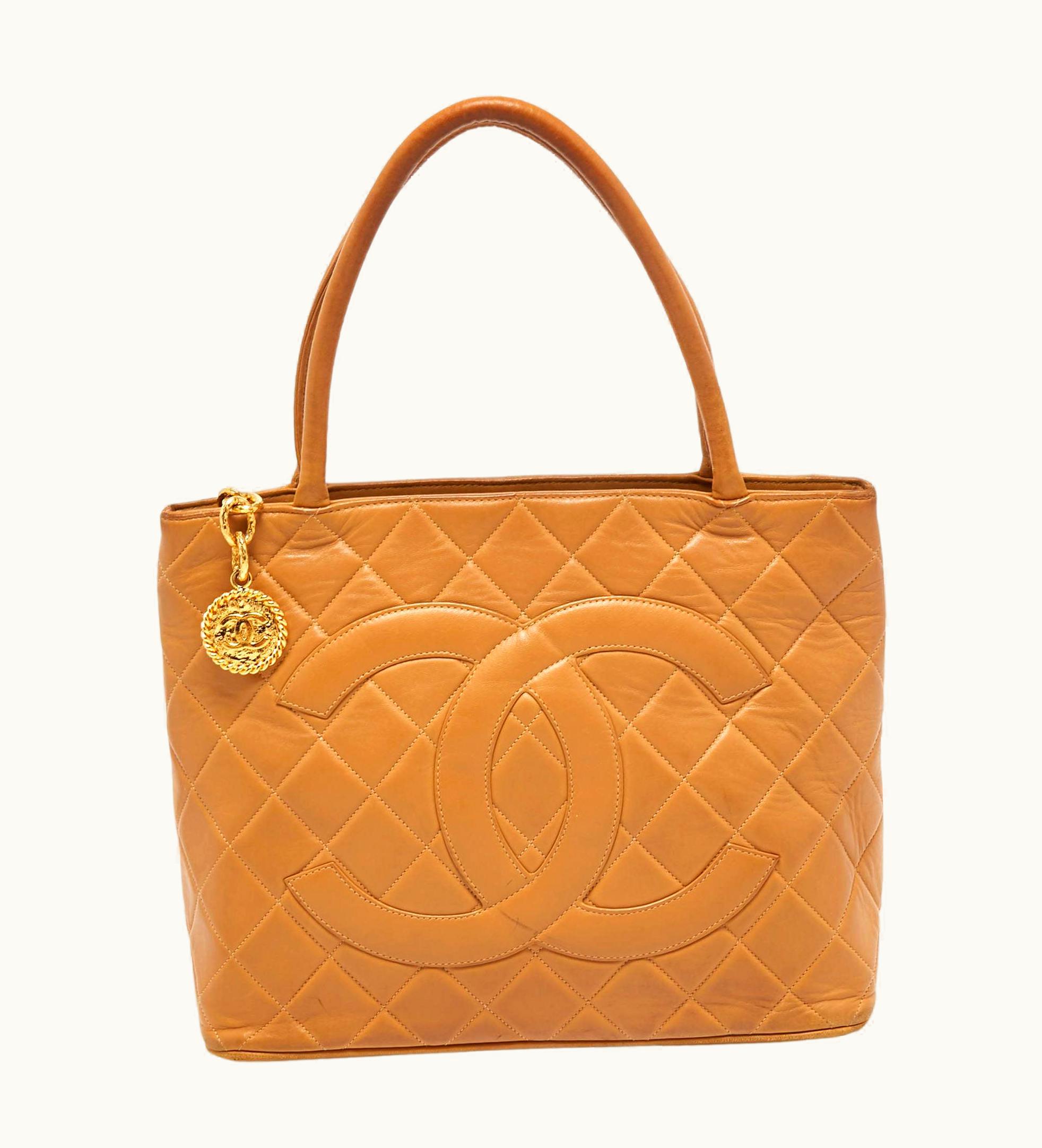 Chanel Chanel Beige Quilted Leather Vintage Medallion Tote
