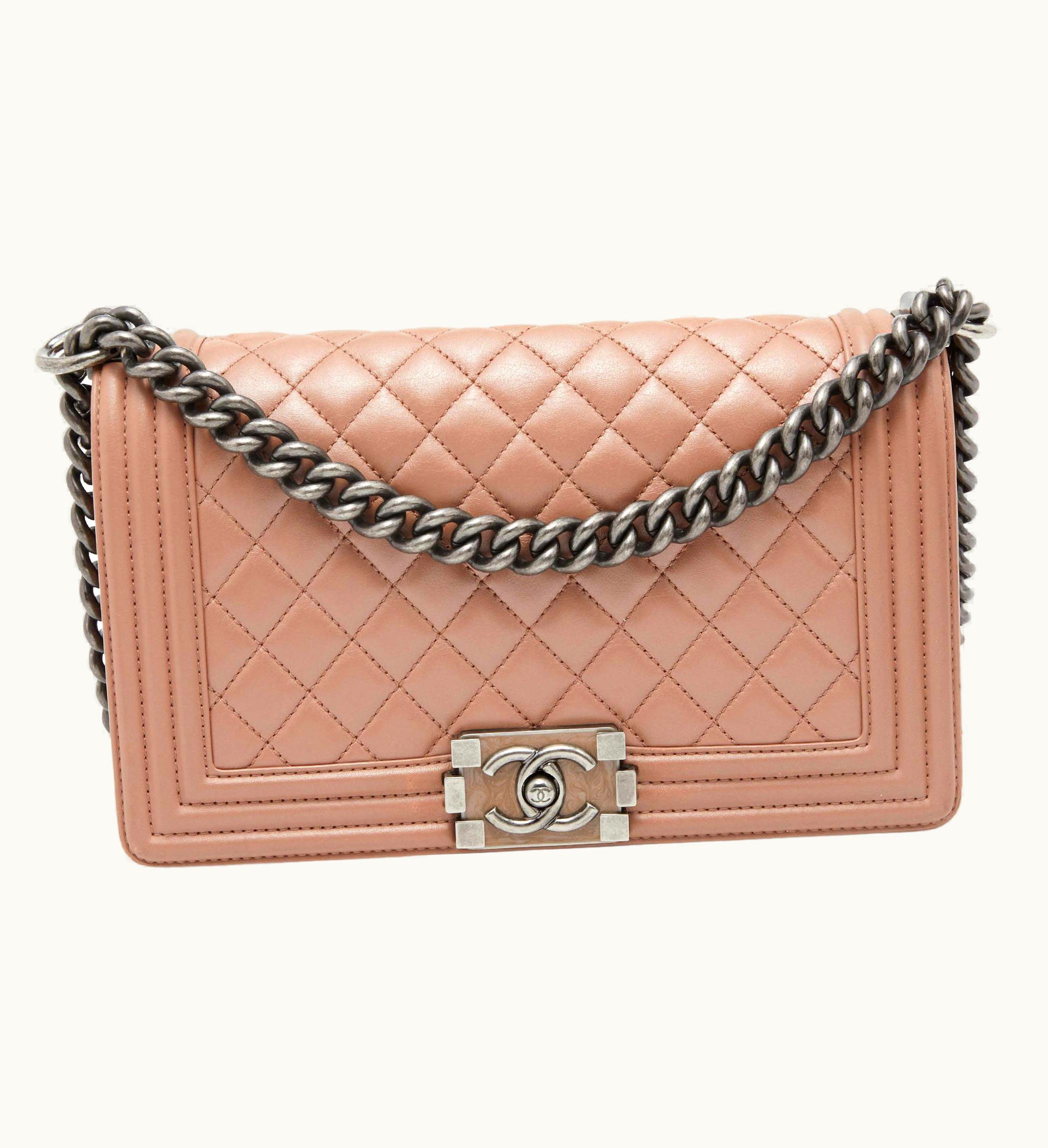 Chanel Chanel Beige Quilted Leather Medium Boy Flap Bag UZ0594071