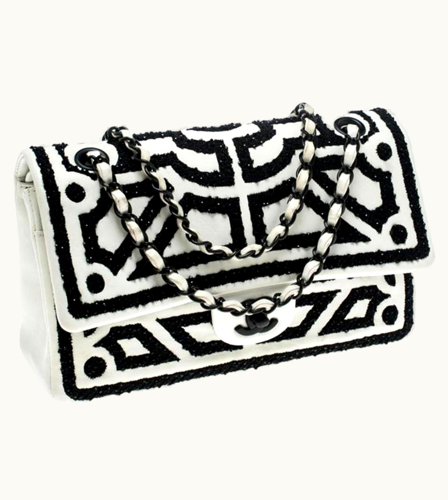 Chanel Chanel Vintage Classic Flap White And Black Lambskin Leather Shoulder Bag