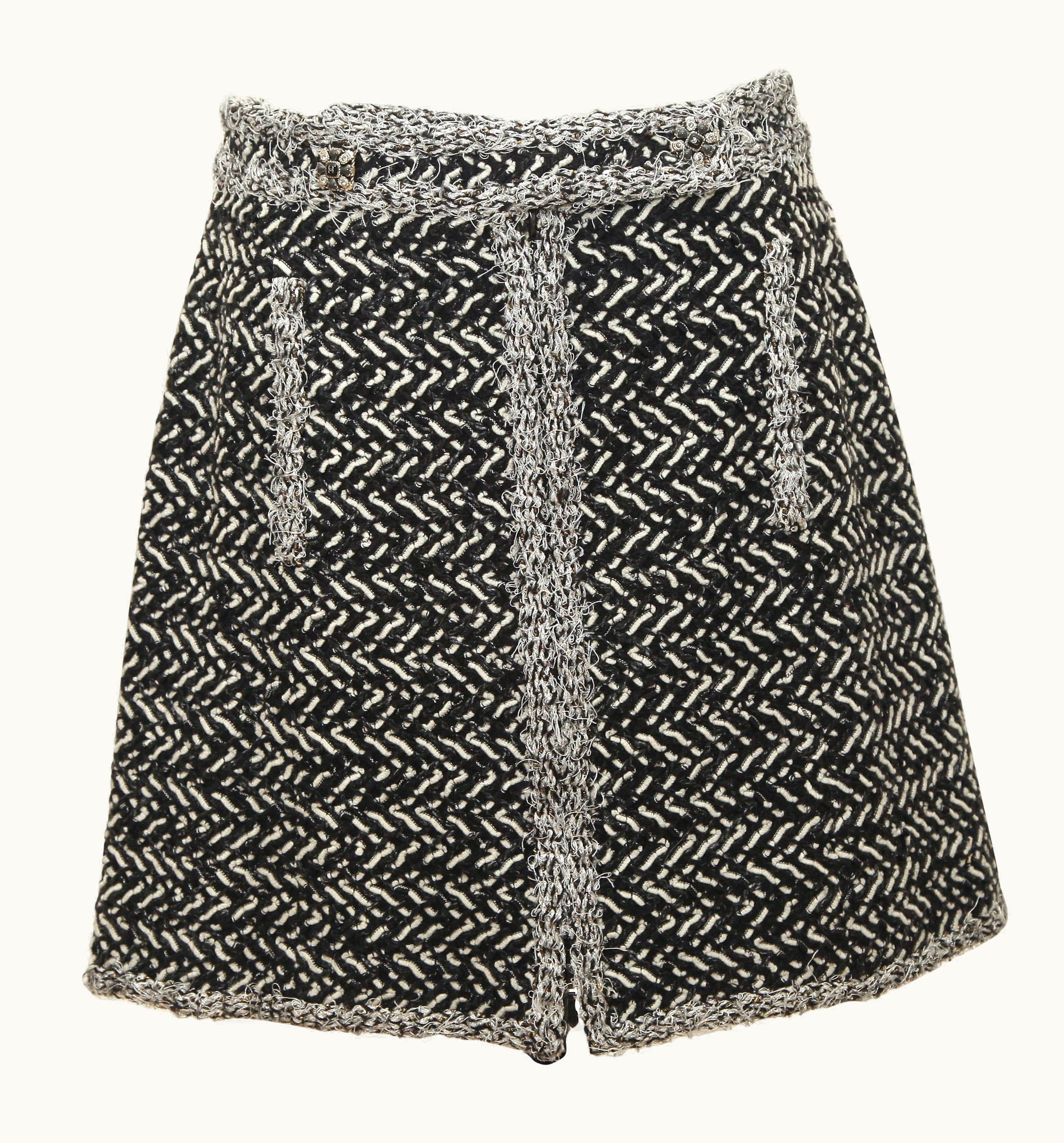 Chanel Chanel Black Tweed Skirt Silver Metallic Zipper Pockets Mini