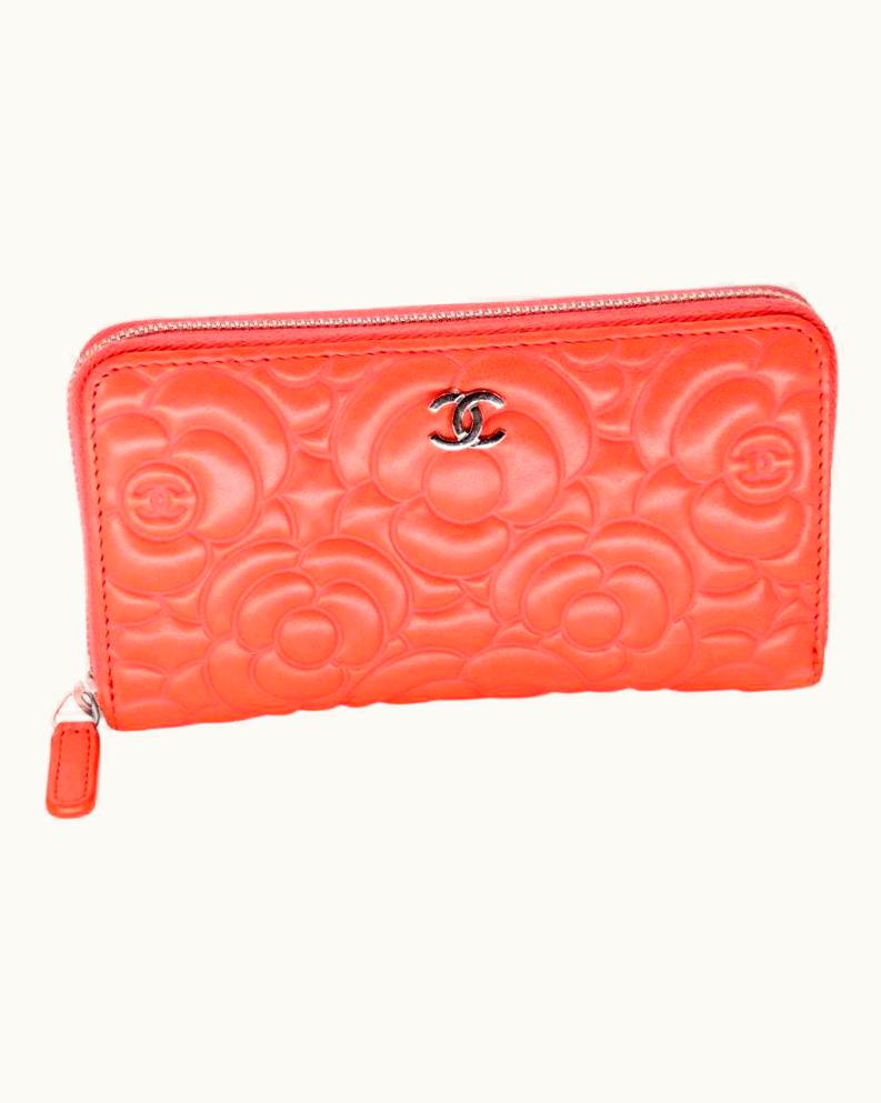 Chanel Chanel Zippy Embossed Leather Camellia Wallet Cc-0407n-0114