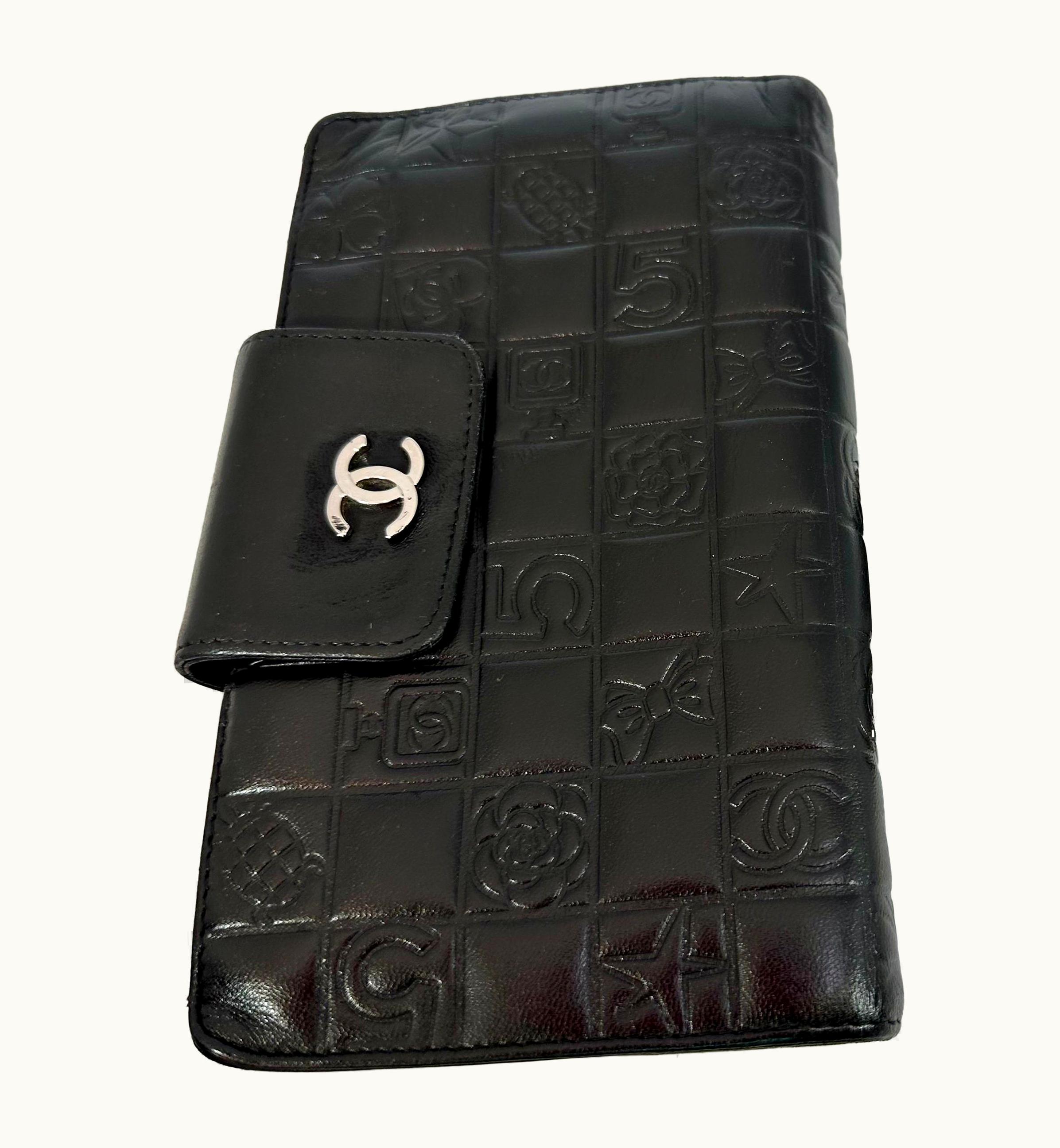 Chanel Chanel Classic N Black Leather Cc French Kisslock Long Wallet