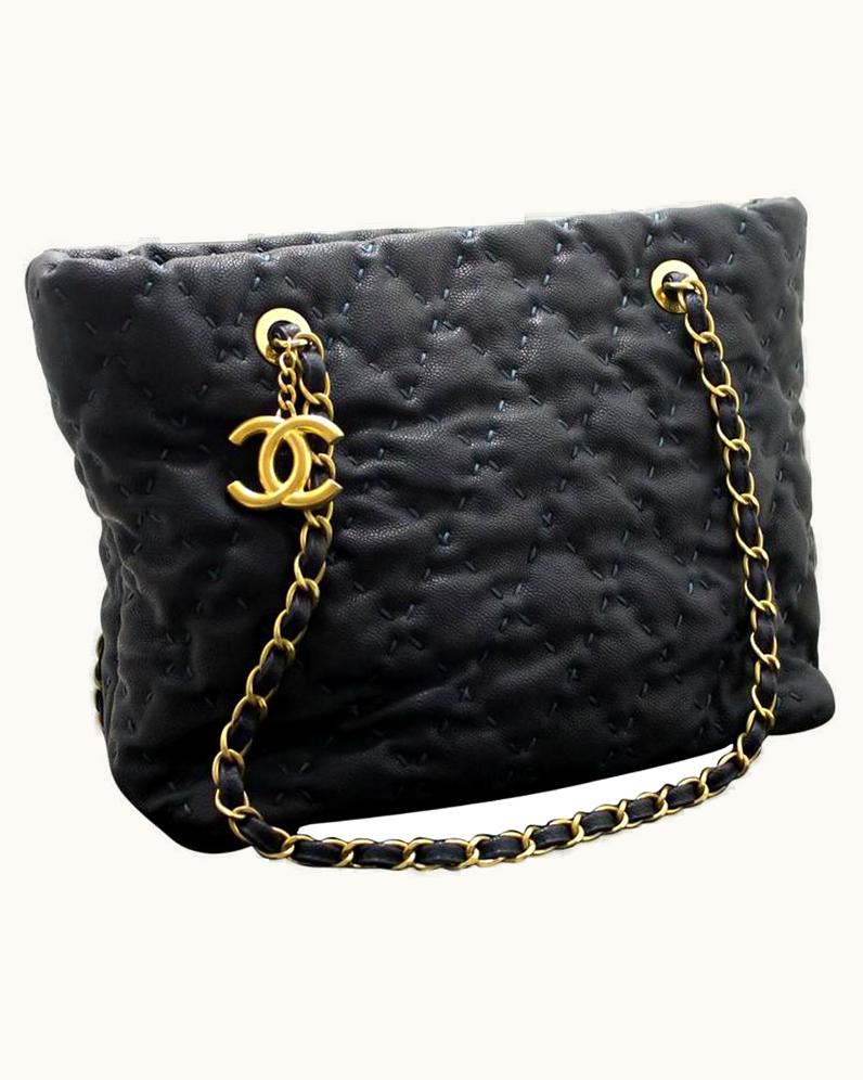 Chanel Chanel 2011 Caviar Chain Shoulder Bag Navy Quilted Leather Stitch