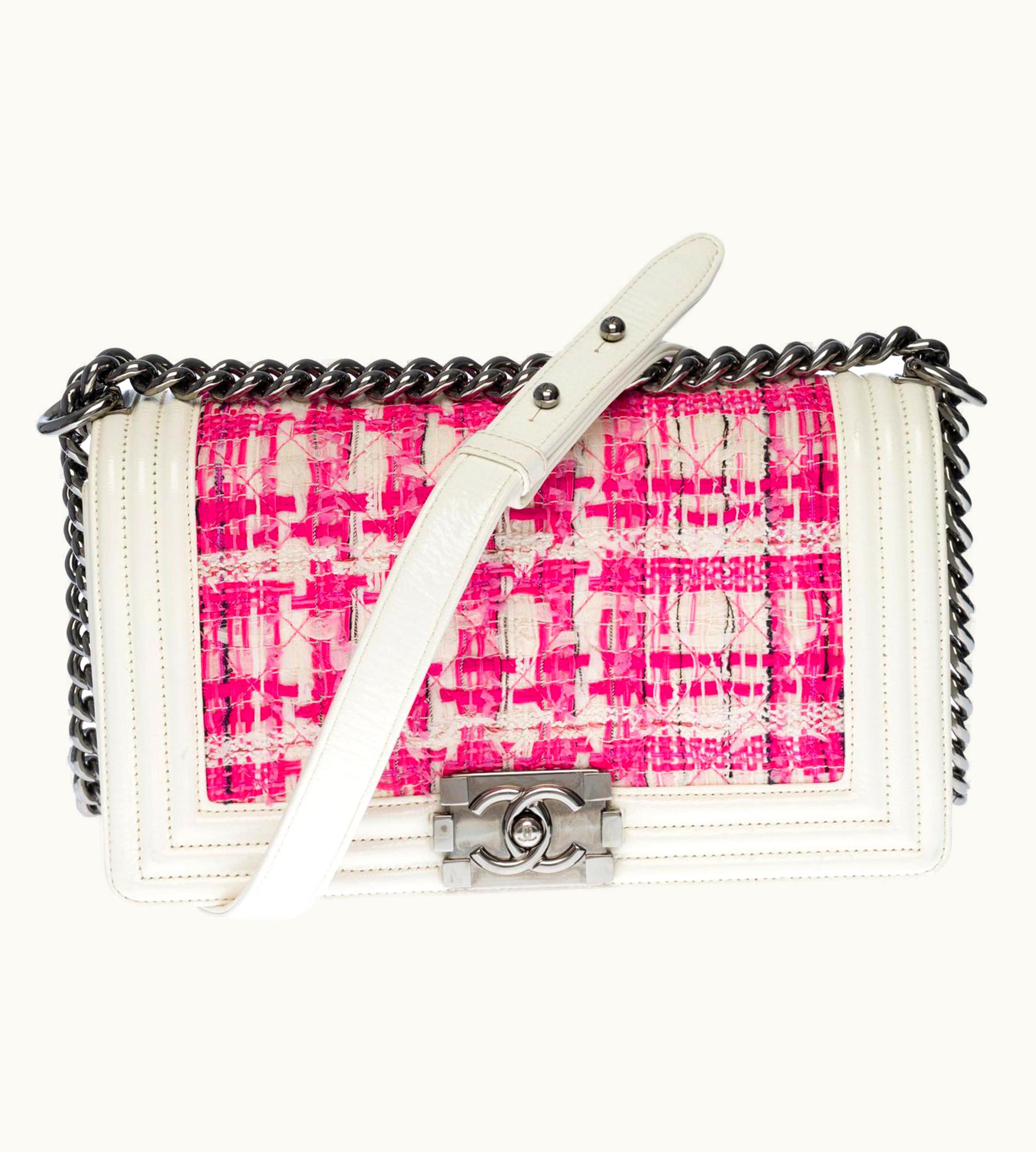 Chanel Chanel Boy Medium Shoulder Bag In white/Pink Tweed & White Patent Leather, Shw
