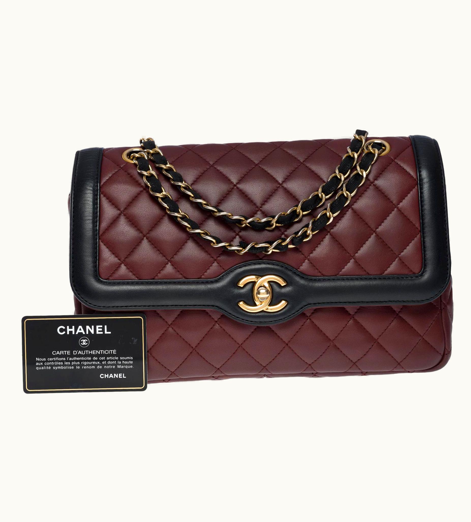 Chanel Rare Chanel Diana Shoulder Flap Bag In Burgundy And Black Quilted Lambskin, Ghw