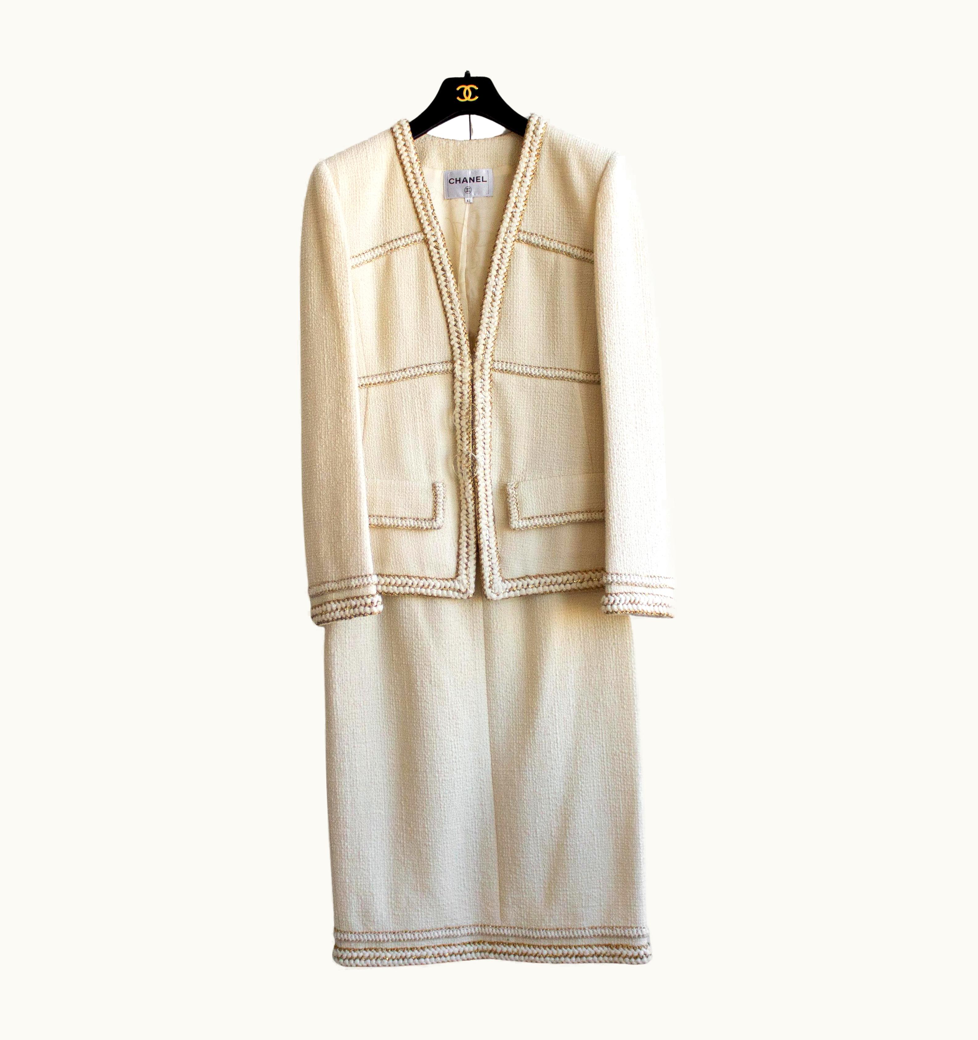 Chanel Chanel Pre-Fall 2017 Metiers D'Art Ritz 17a Ecru Cream Jacket Skirt Suit