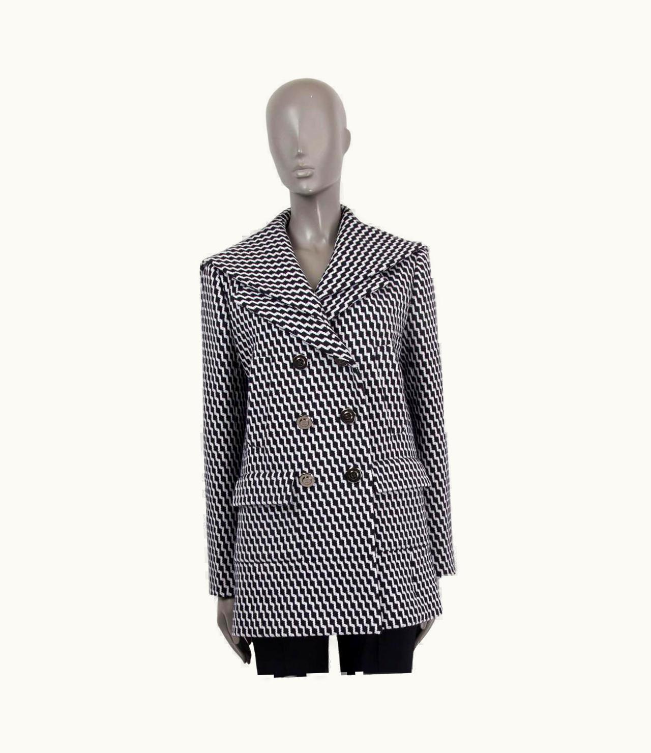 Chanel Chanel Blue & White Wool 2018 18a Hamburg Zigzag Peacoat Jacket