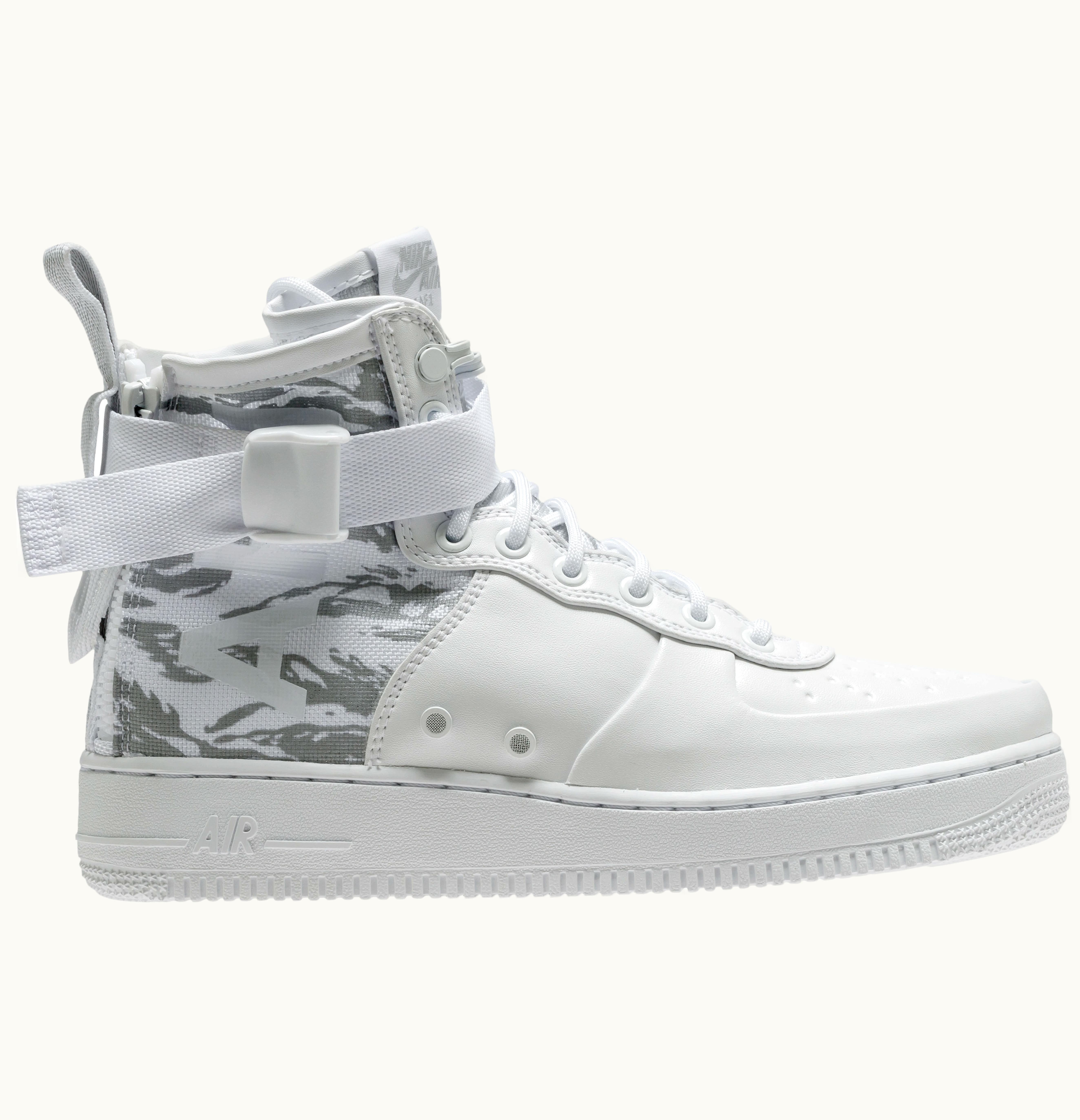Nike Nike SF Air Force 1 Mid Winter Camo