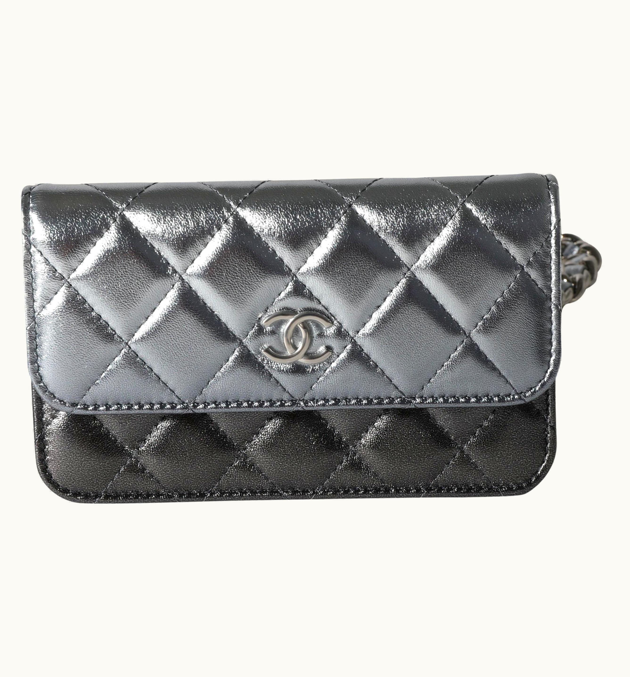 Chanel Chanel Metallic Gradient Quilted Lambskin Clutch With Chain