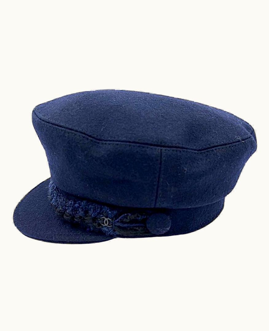 Chanel Chanel Cap In Navy Wool