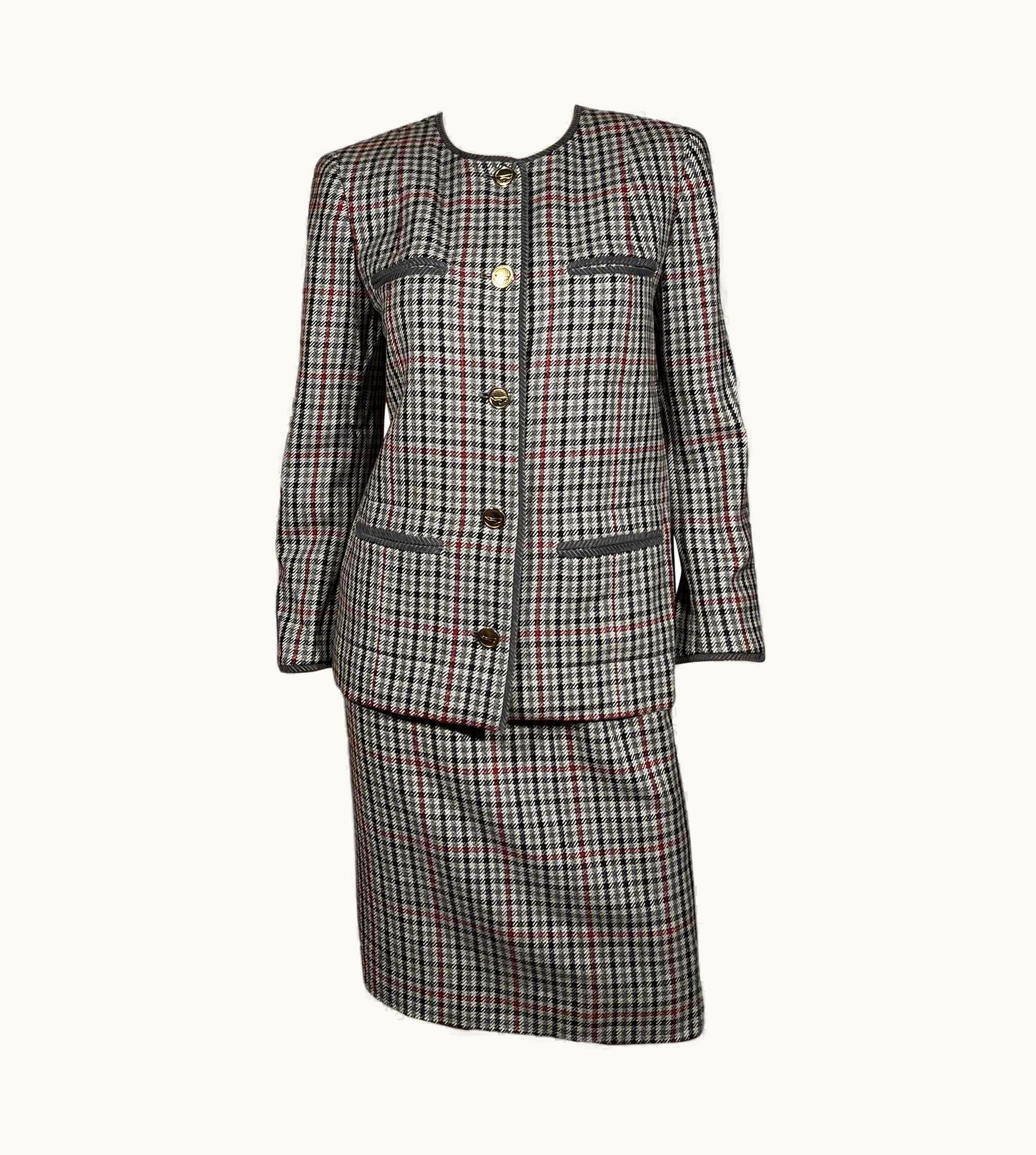 Chanel Vintage 1990' Chanel Boutique Gray Plaid Wool Suit Set