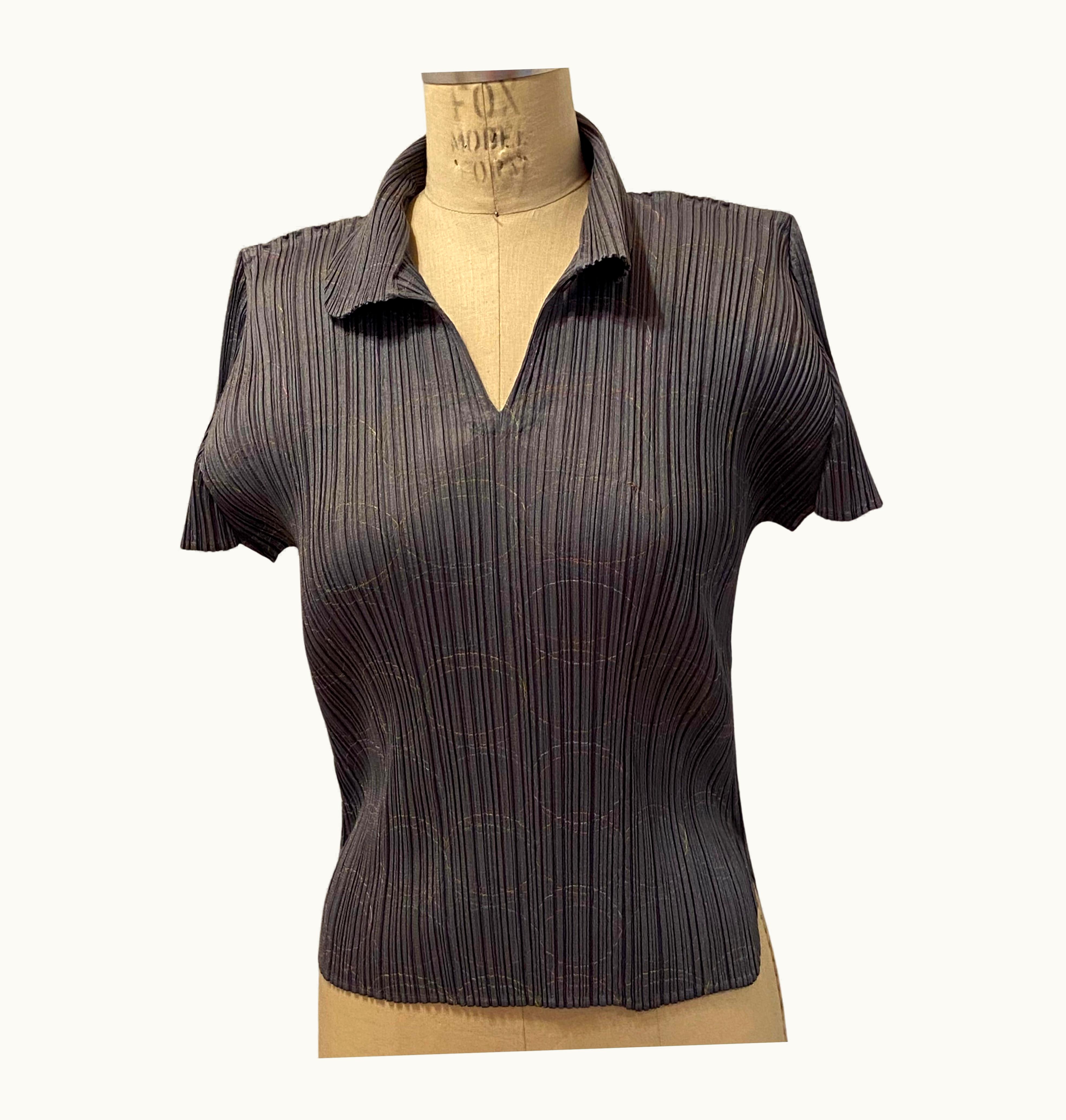 Issey Miyake Issey Miyake Charcoal-Gray Pullover With Multicolor Stitched Circles Within