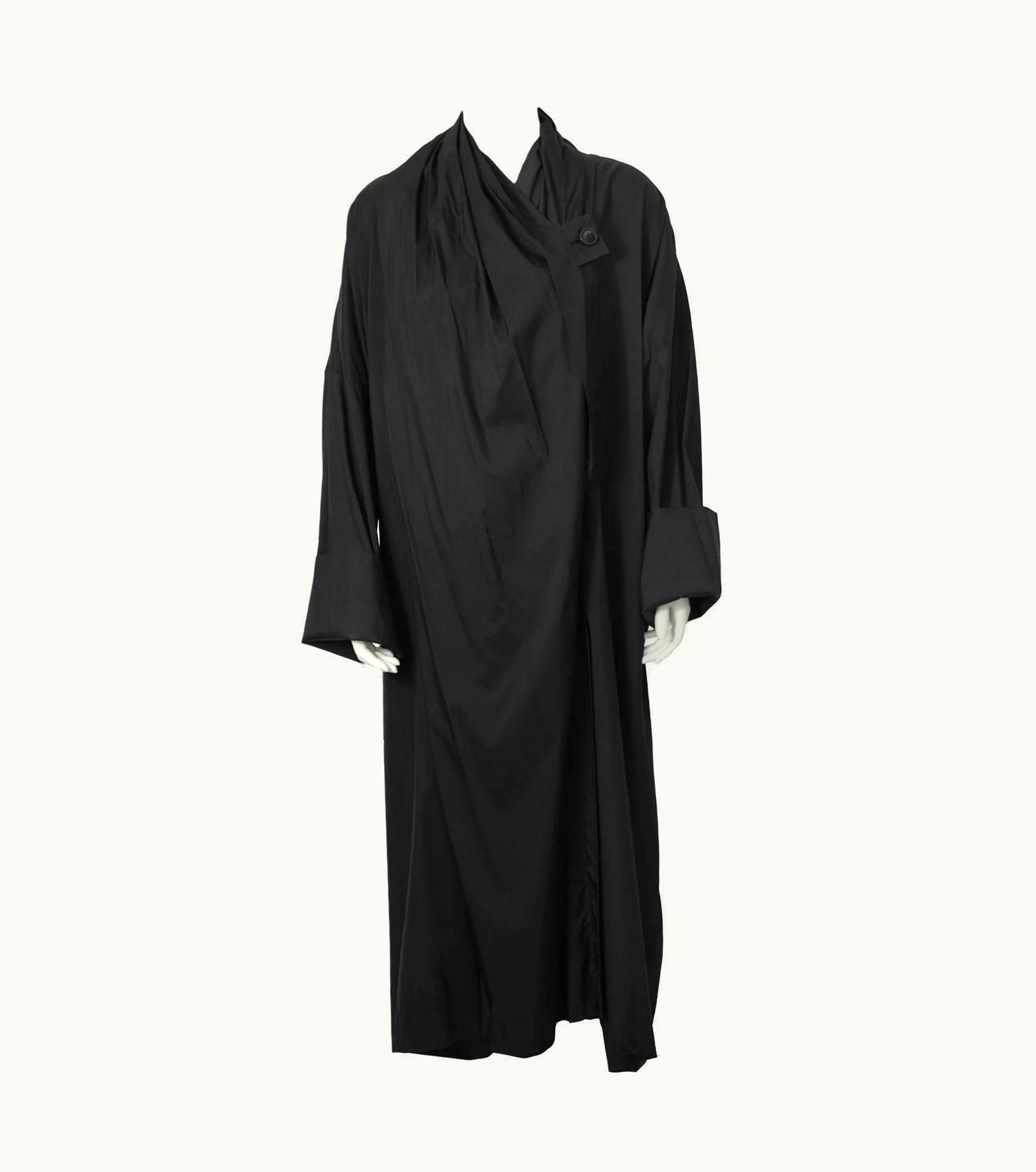Issey Miyake 1990' Issey Miyake Black Oversized Windcoat