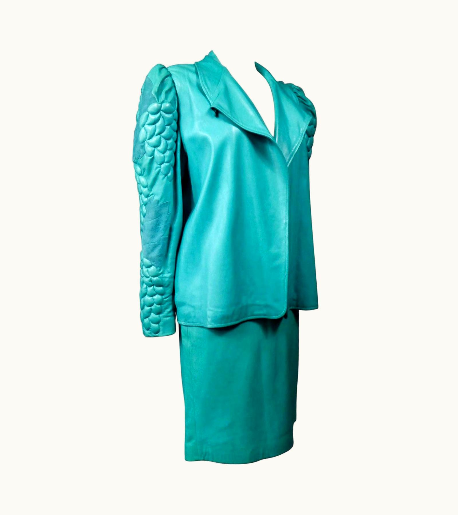 Jean-Claude Jitrois A Jean-Claude Jitrois'Skirt And Jacket In Turquoise Leather - Fall 1985/1986 1986