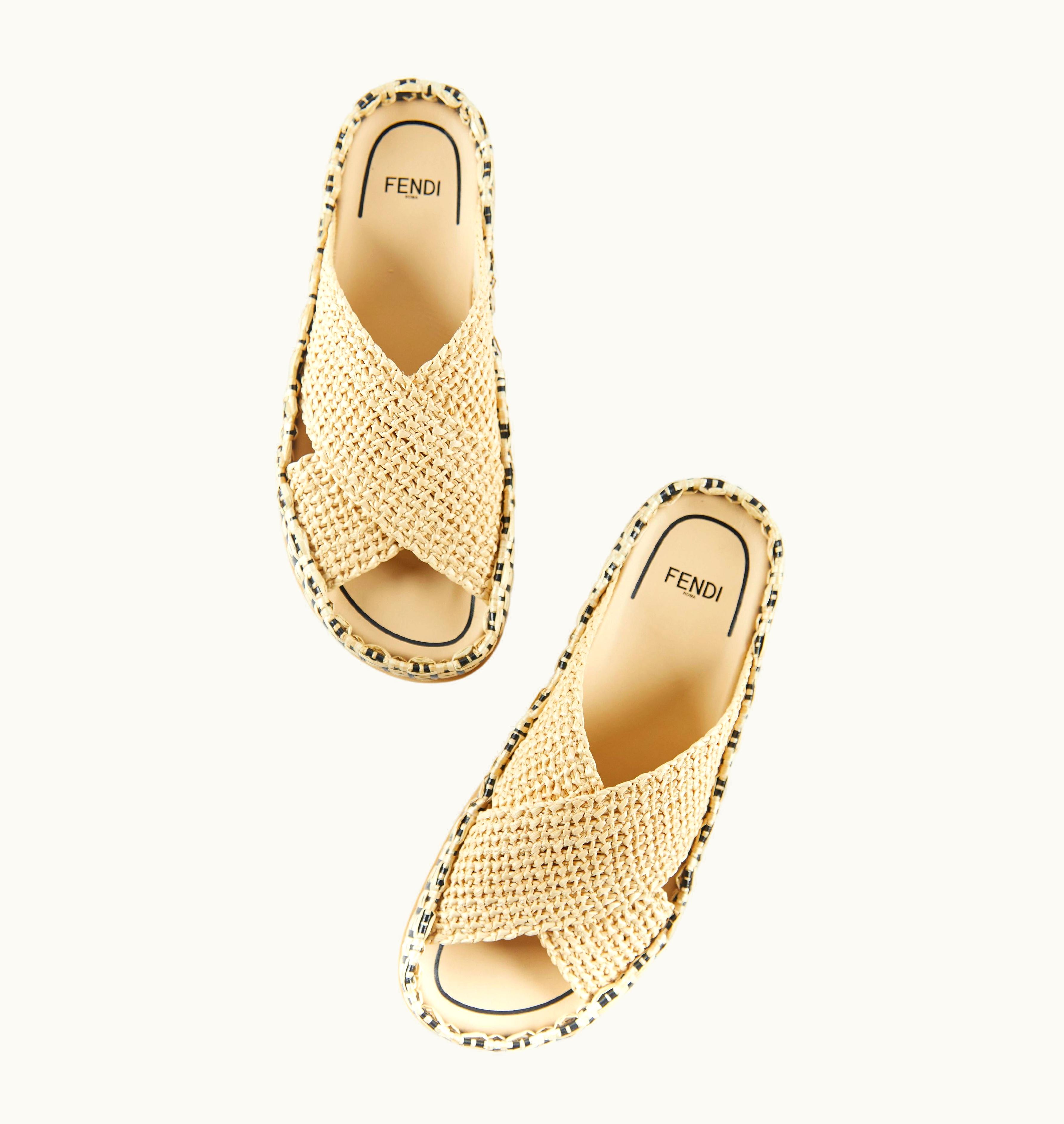Fendi Fendi Raffia Slides Natural