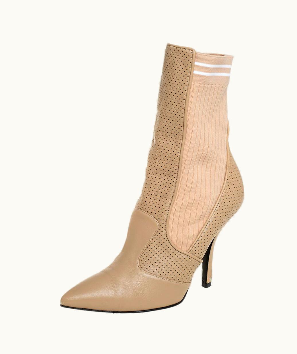Fendi Fendi Beige Leather Rockoko Ankle Length Boots