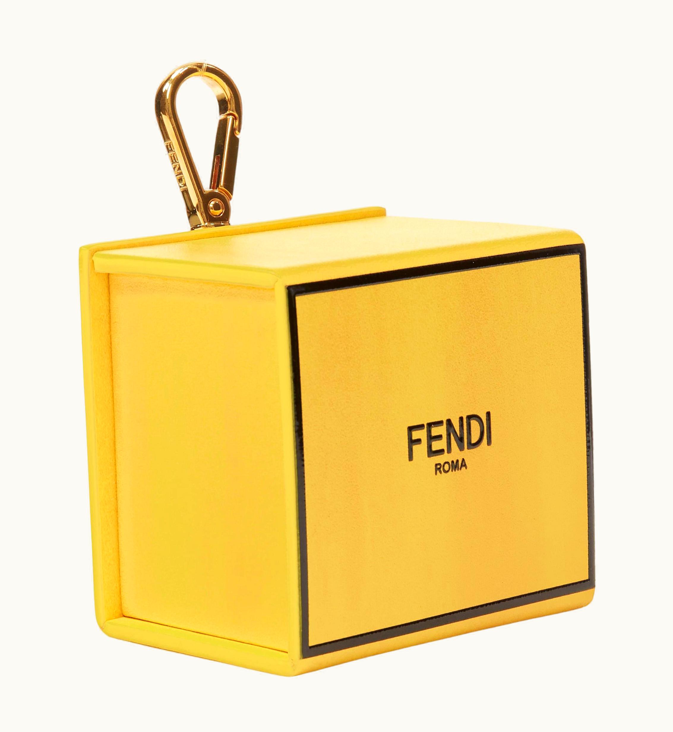 Fendi Fendi Pack Full Leather Yellow Black Logo Packaging Box Bag Char Keyring