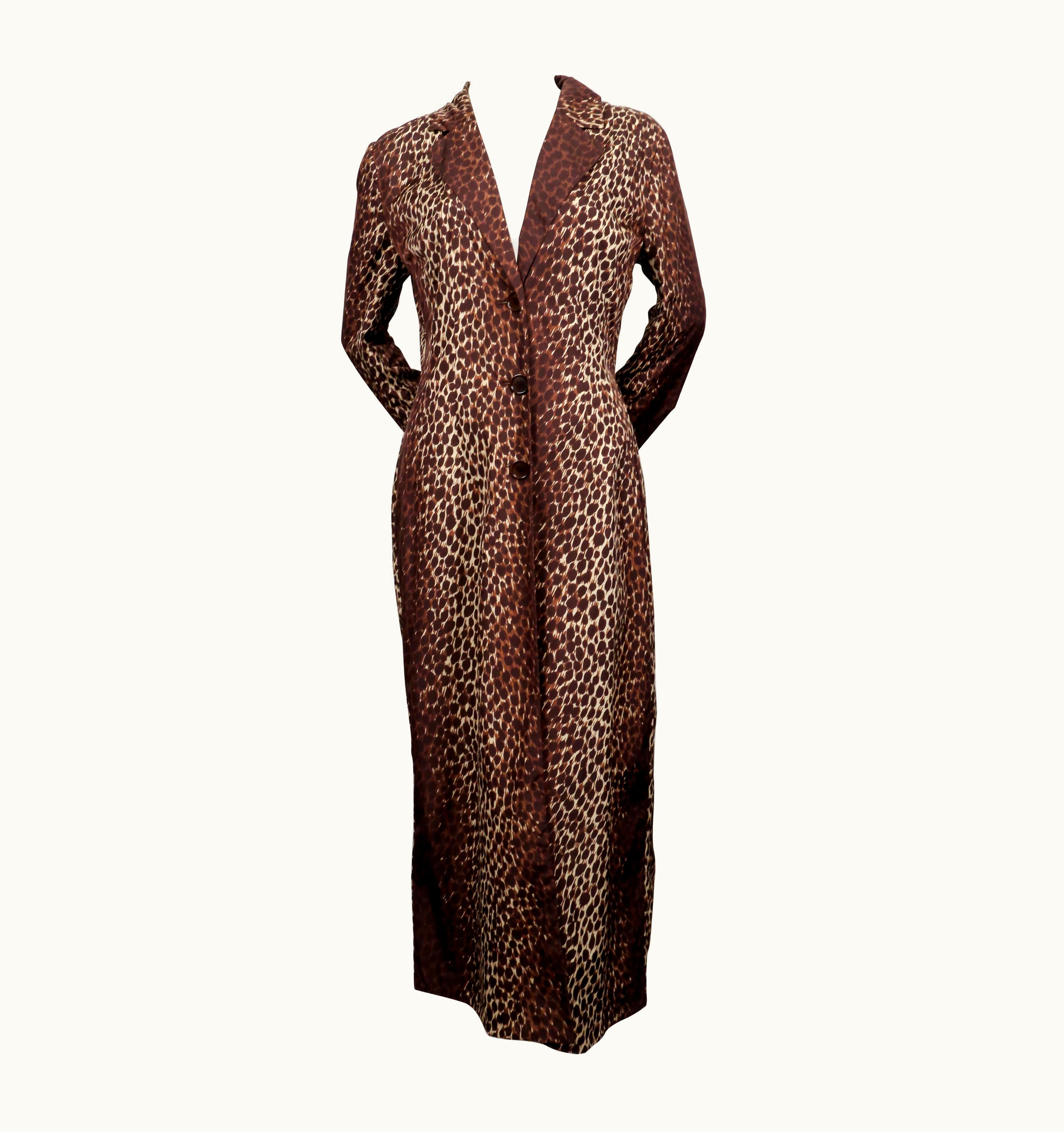 Dolce & Gabbana 1990' Dolce & Gabbana Leopard Printed Long Coat
