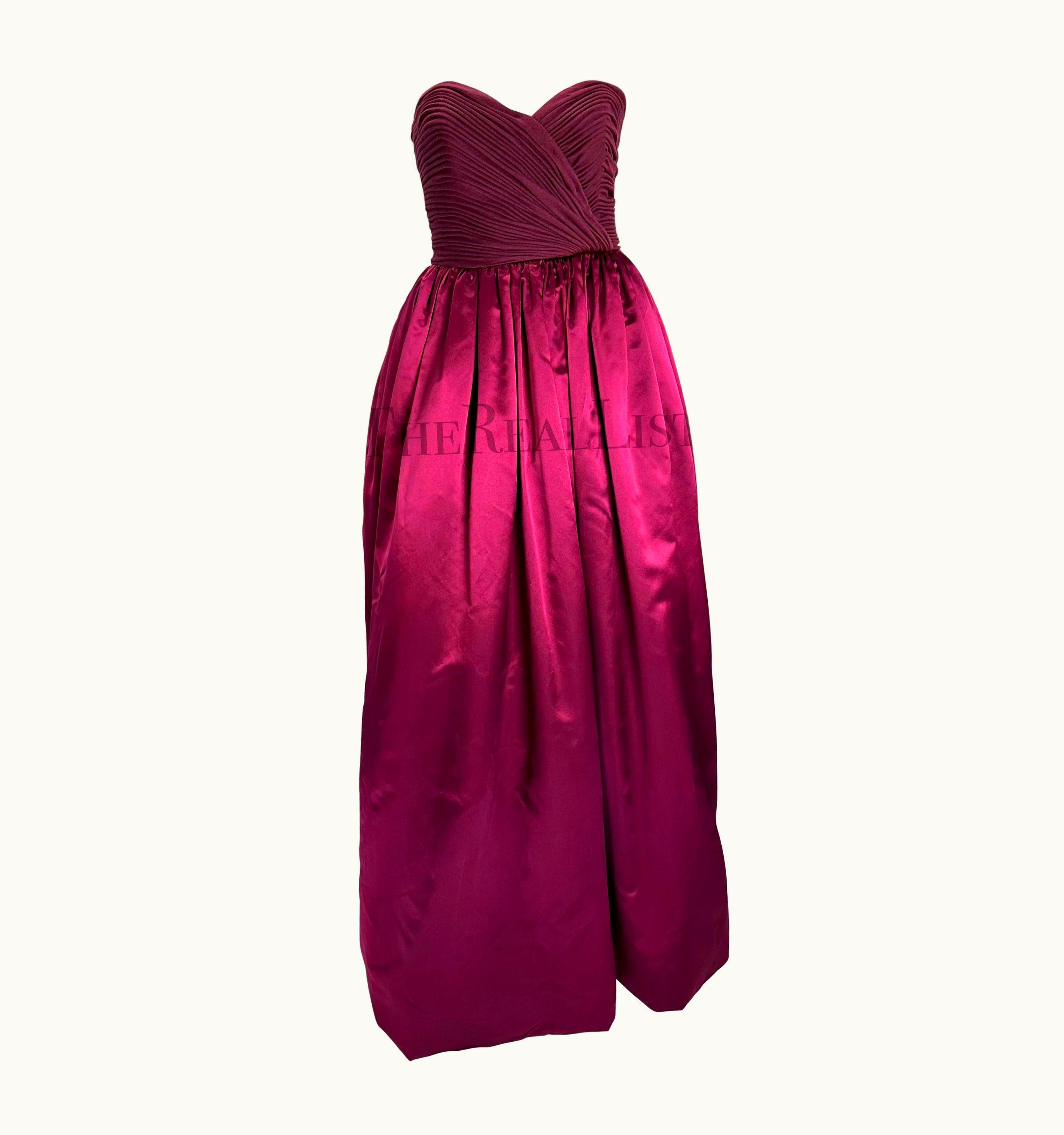 Oscar De La Renta AW 1989 Oscar De La Renta Runway Cranberry Silk Satin Ruched Strapless Gown