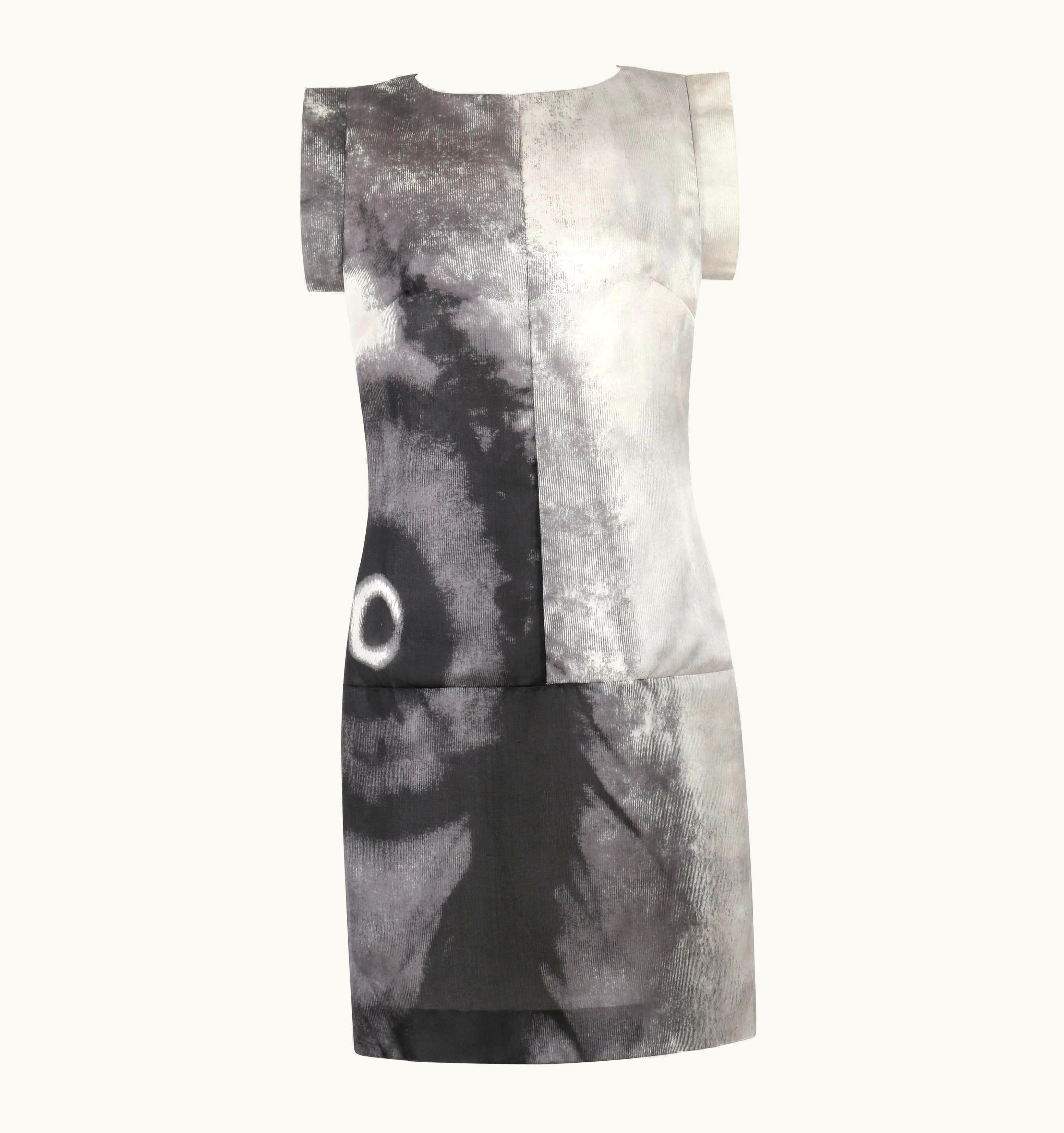 Alexander McQueen Givenchy Couture S/S 1999 Alexander McQUEEN Black White Abstract Eye Print Dress