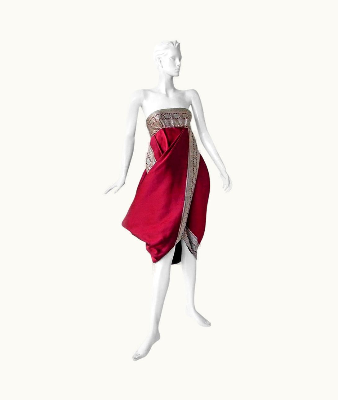 Alexander McQueen Alexander McQueen 2008 Look Of Royalty Red And Silver Strapless Dress