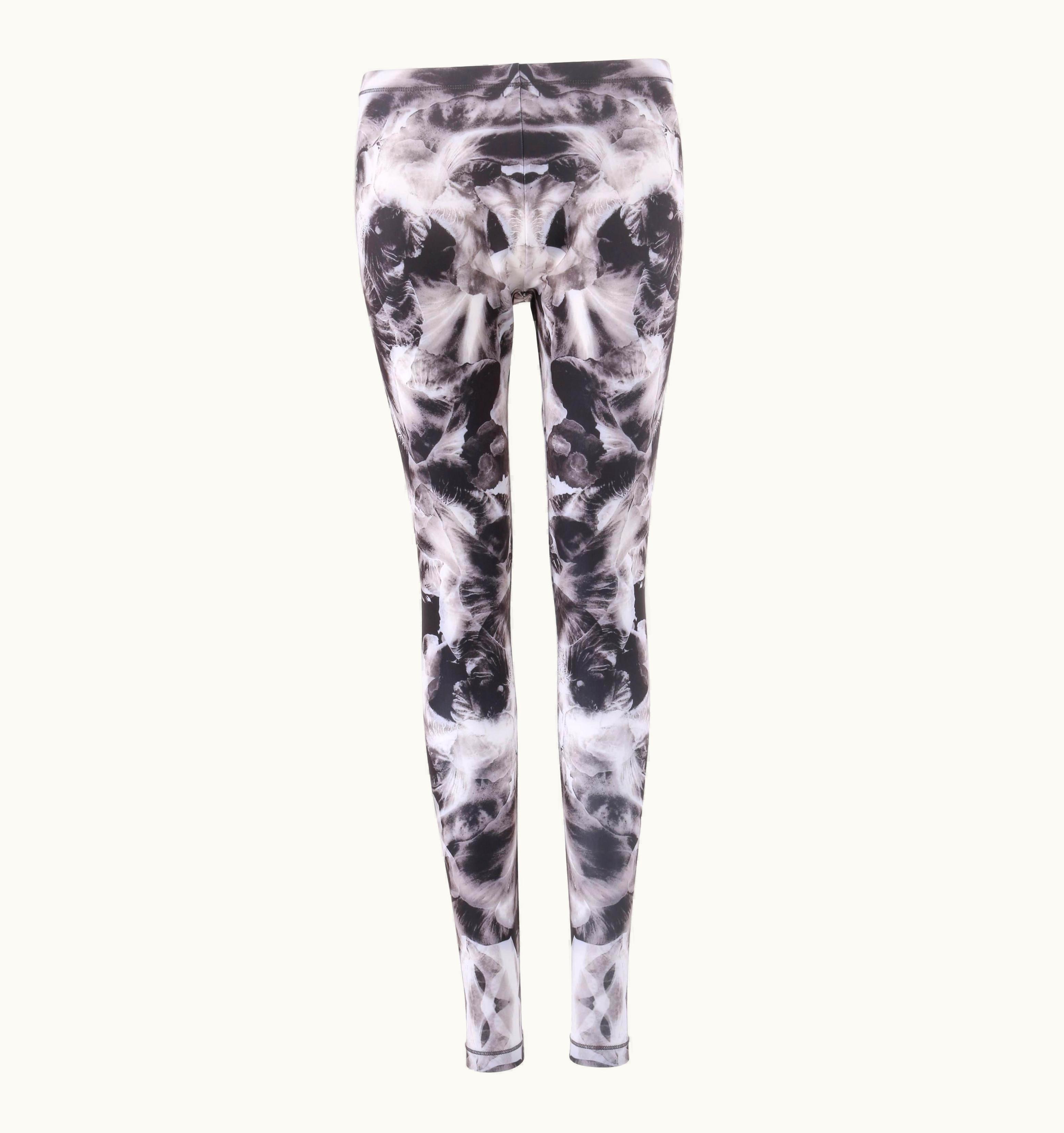 Alexander McQueen Alexander McQUEEN S/S 2013 Gray Mirrored Iris Print Leggings Pants