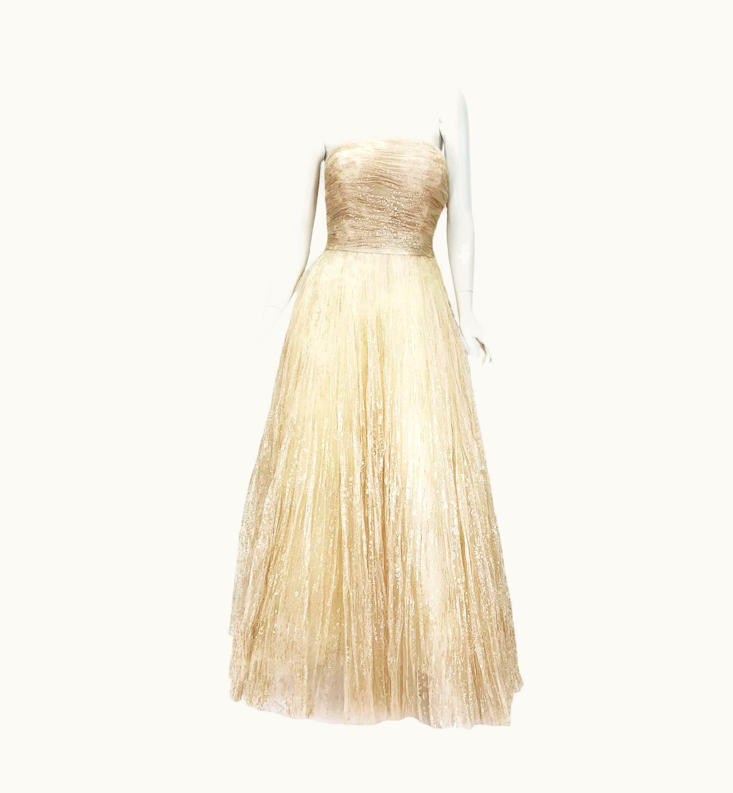 Oscar De La Renta P/Fall 2015 Champagne Tulle Soft Gold Painted Dress Gown Us