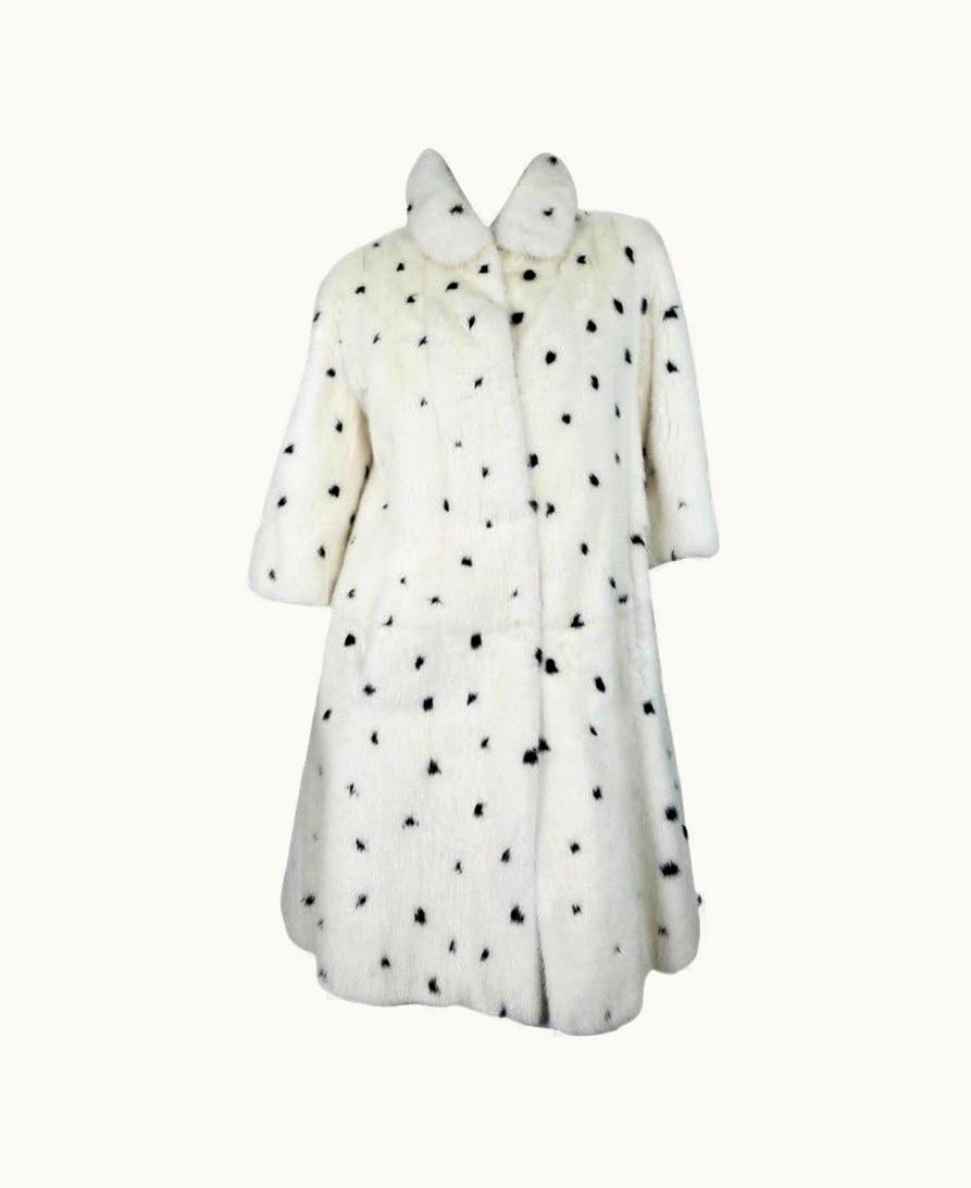 Alexander McQueen Alexander McQueen AW 2008 Runway Mink Fur White Black Coat It 40 - S/S6