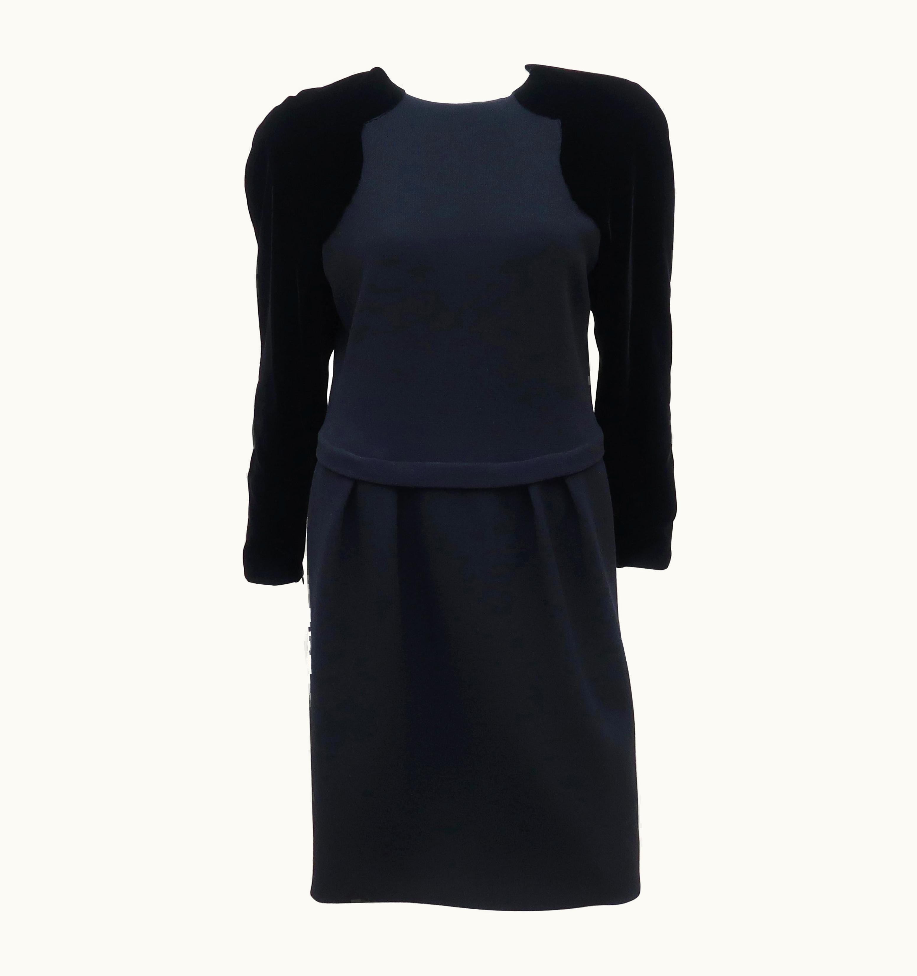Oscar De La Renta Oscar De La Renta Black Wool Crepe & Velvet Dress