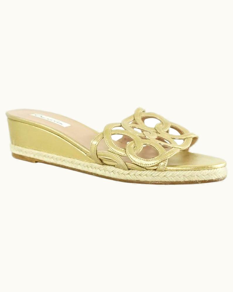 Oscar De La Renta Oscar De La Renta Gold Cutout Leather Short Wedges