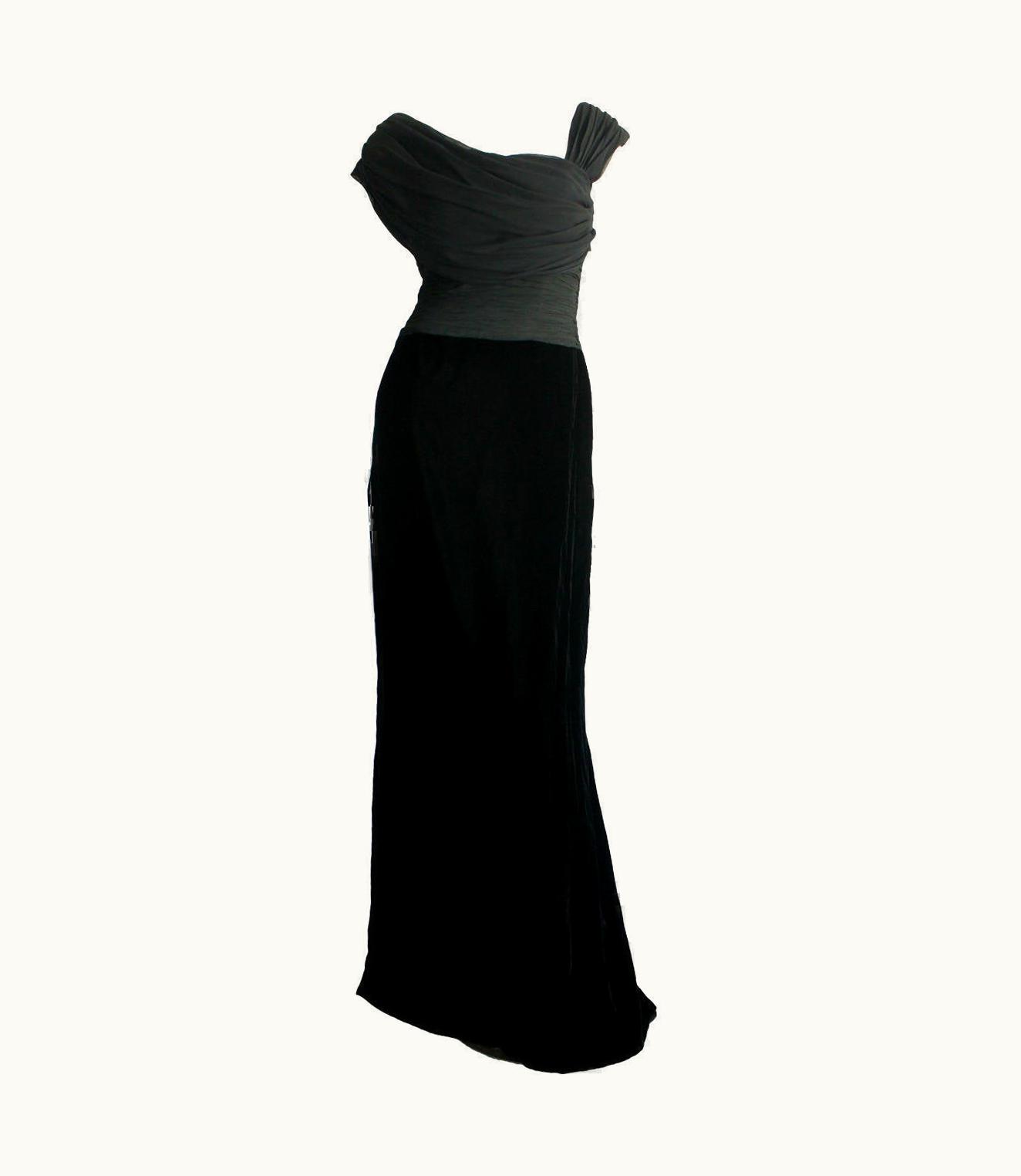 Oscar De La Renta Remarkable Vintage Oscar De La Renta Black Velvet & Chiffon Grecian Gown
