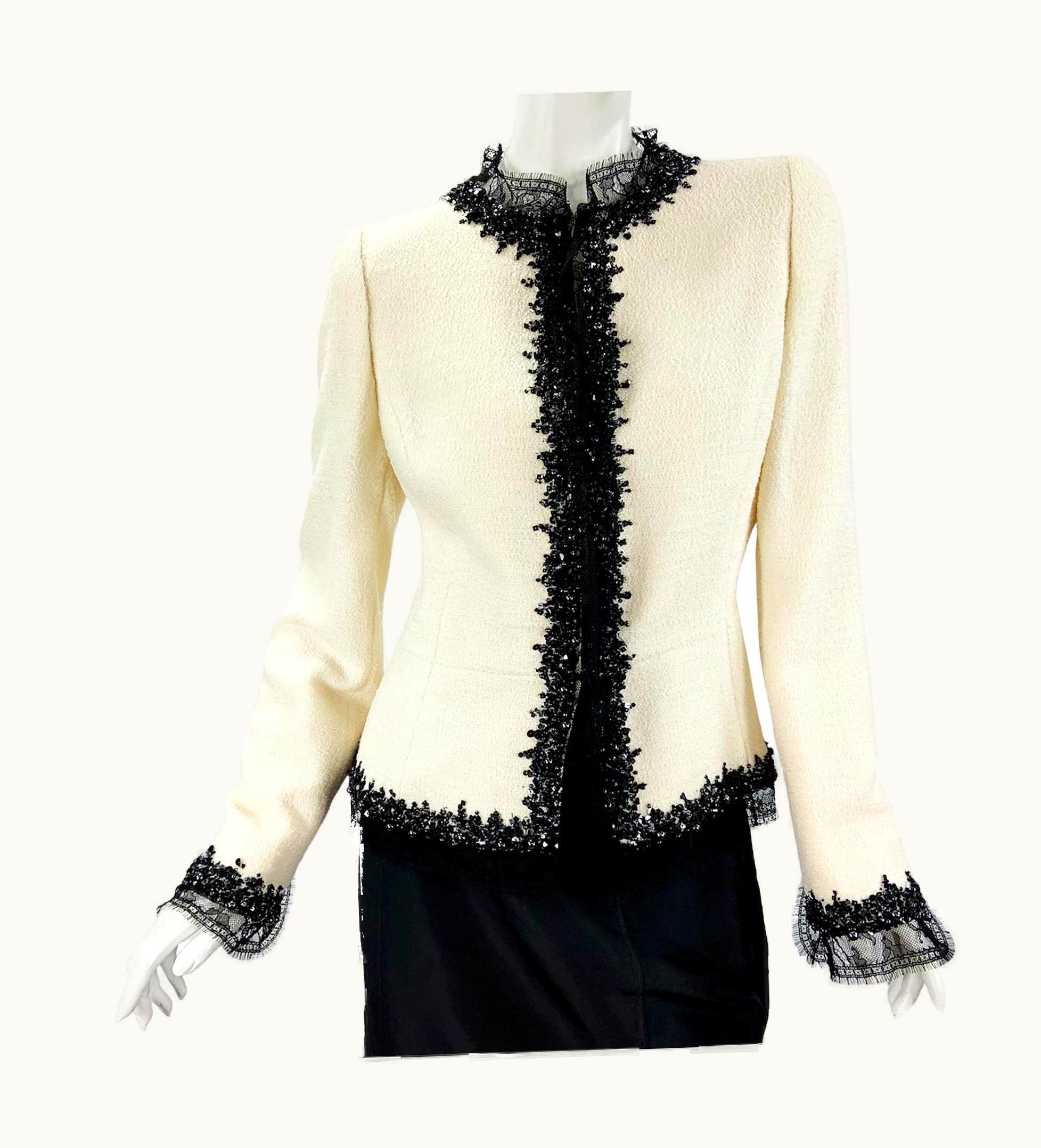 Oscar De La Renta Vintage Oscar De La Renta Boucle White Lace And Beads Embellished Jacket Us