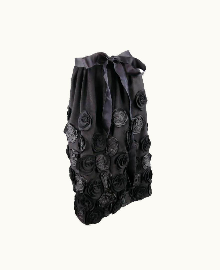 Oscar De La Renta Oscar De La Renta Black Wool S/S Angora Floral Embellished Skirt 2006