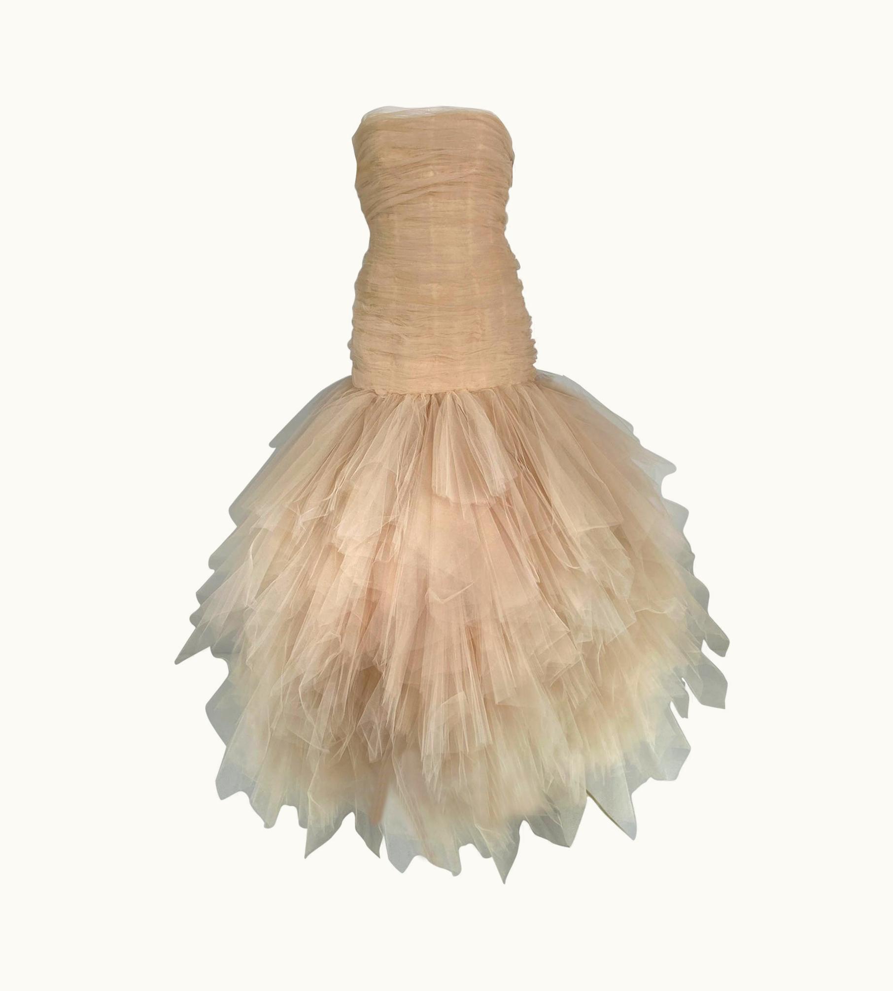 Oscar De La Renta Oscar De La Renta Runway Champagne Layered Tulle Strapless Gown 2007