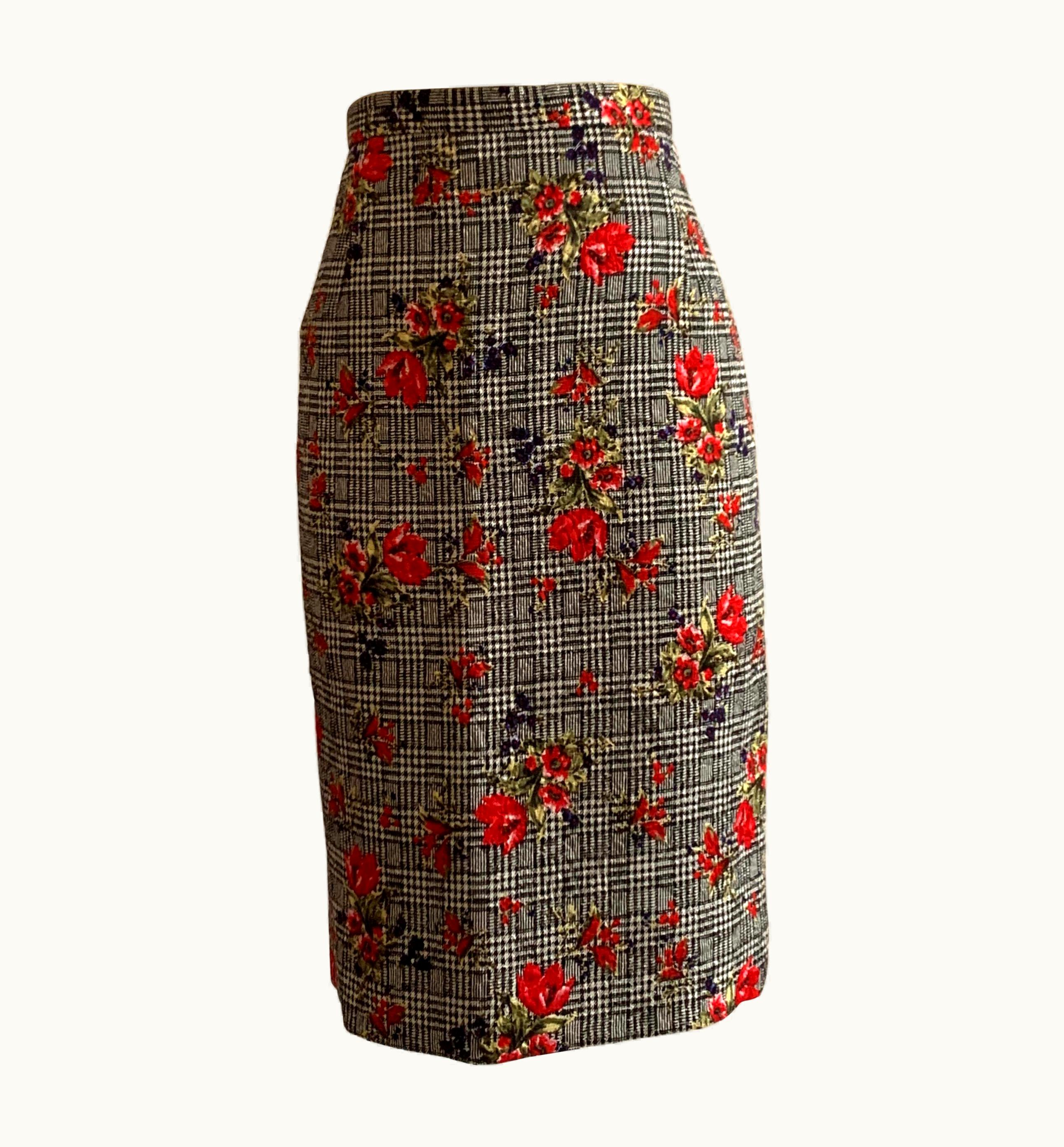 Oscar De La Renta Black And White Plaid Check With Red Floral Pencil Skirt