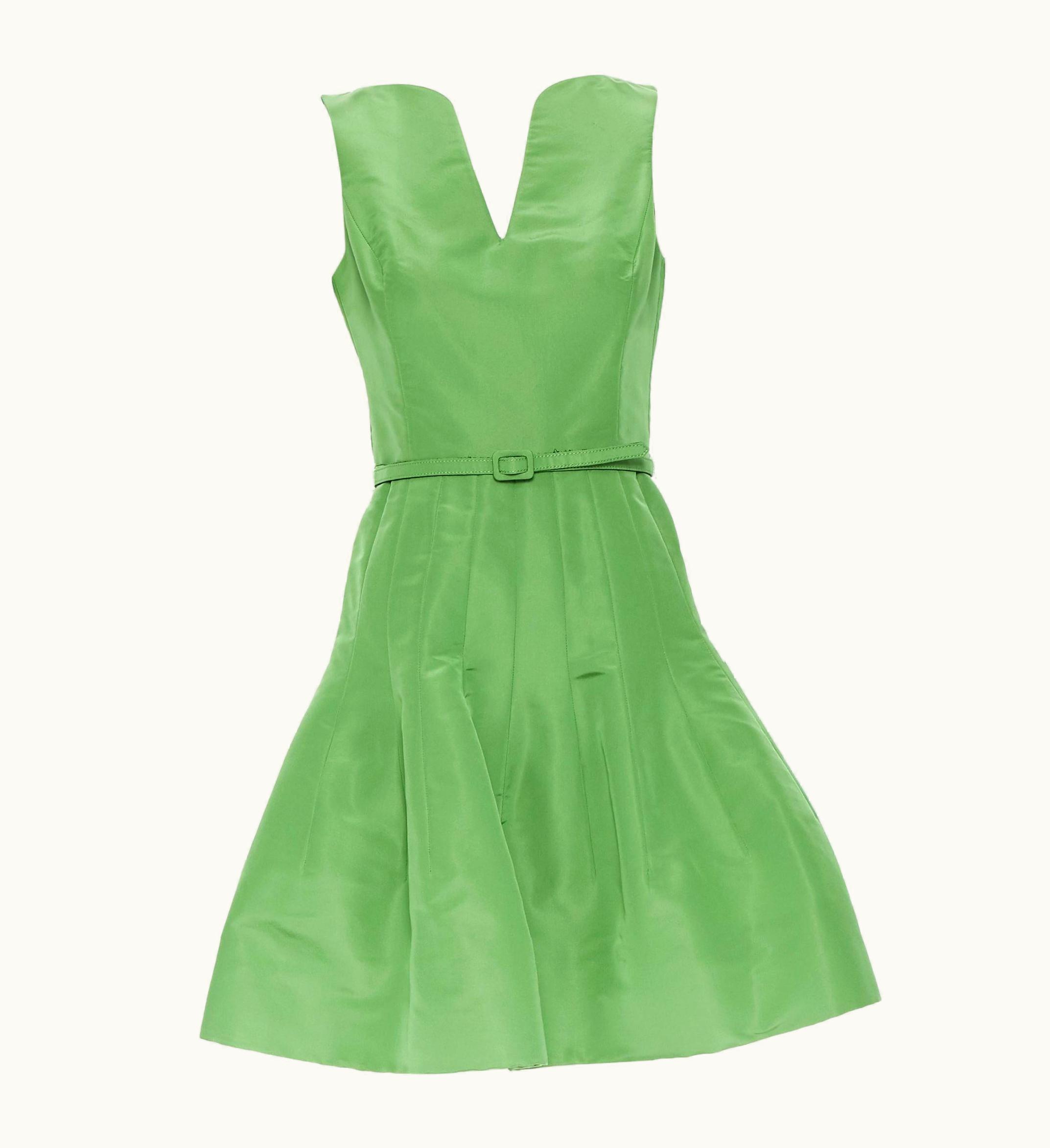 Oscar De La Renta S/S Green Silk Dipped Neckline Belted Fit Flare Dress