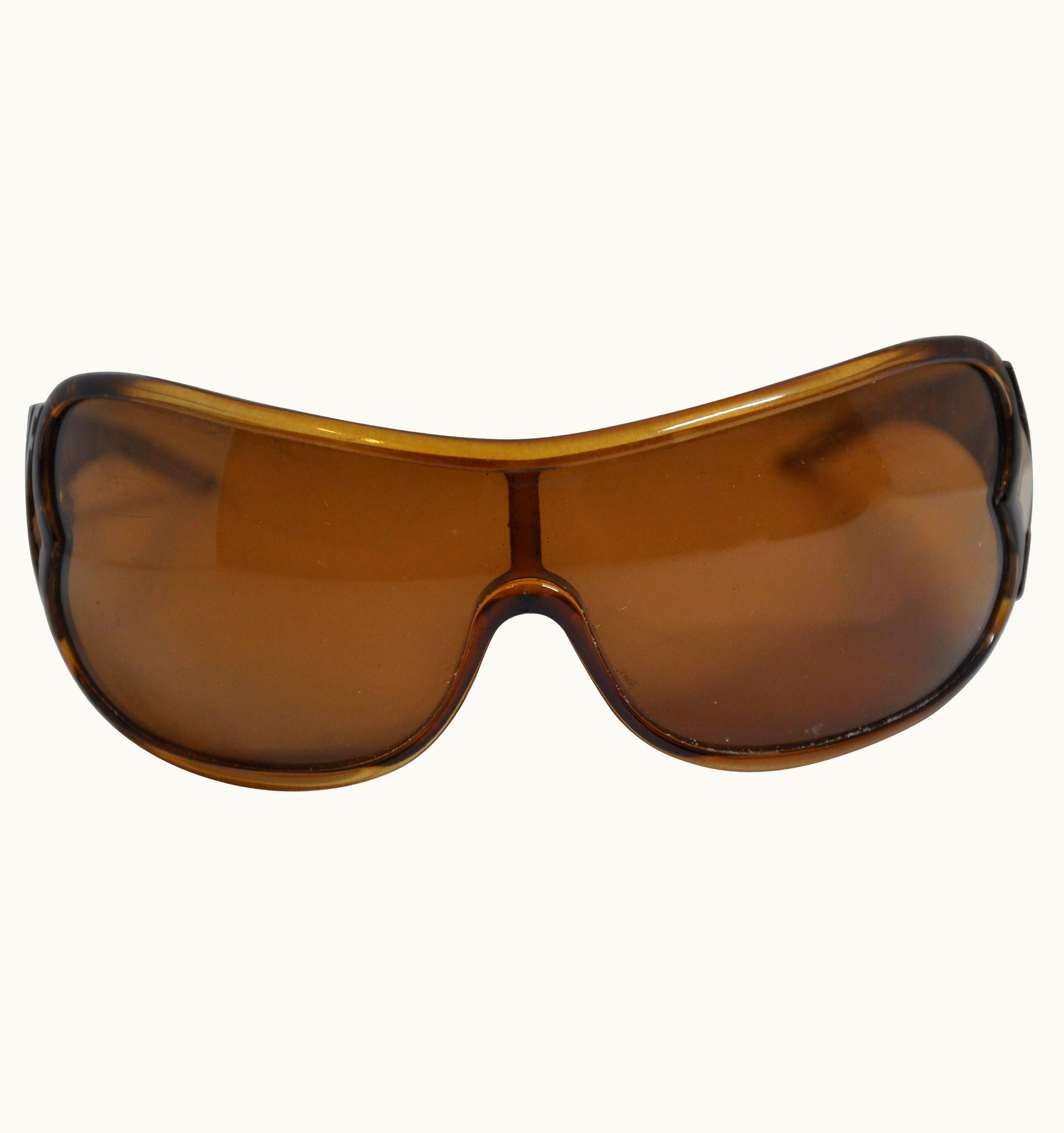 Roberto Cavalli Roberto Cavalli Bold Golden Brown Etched Lucite Curved Sunglasses