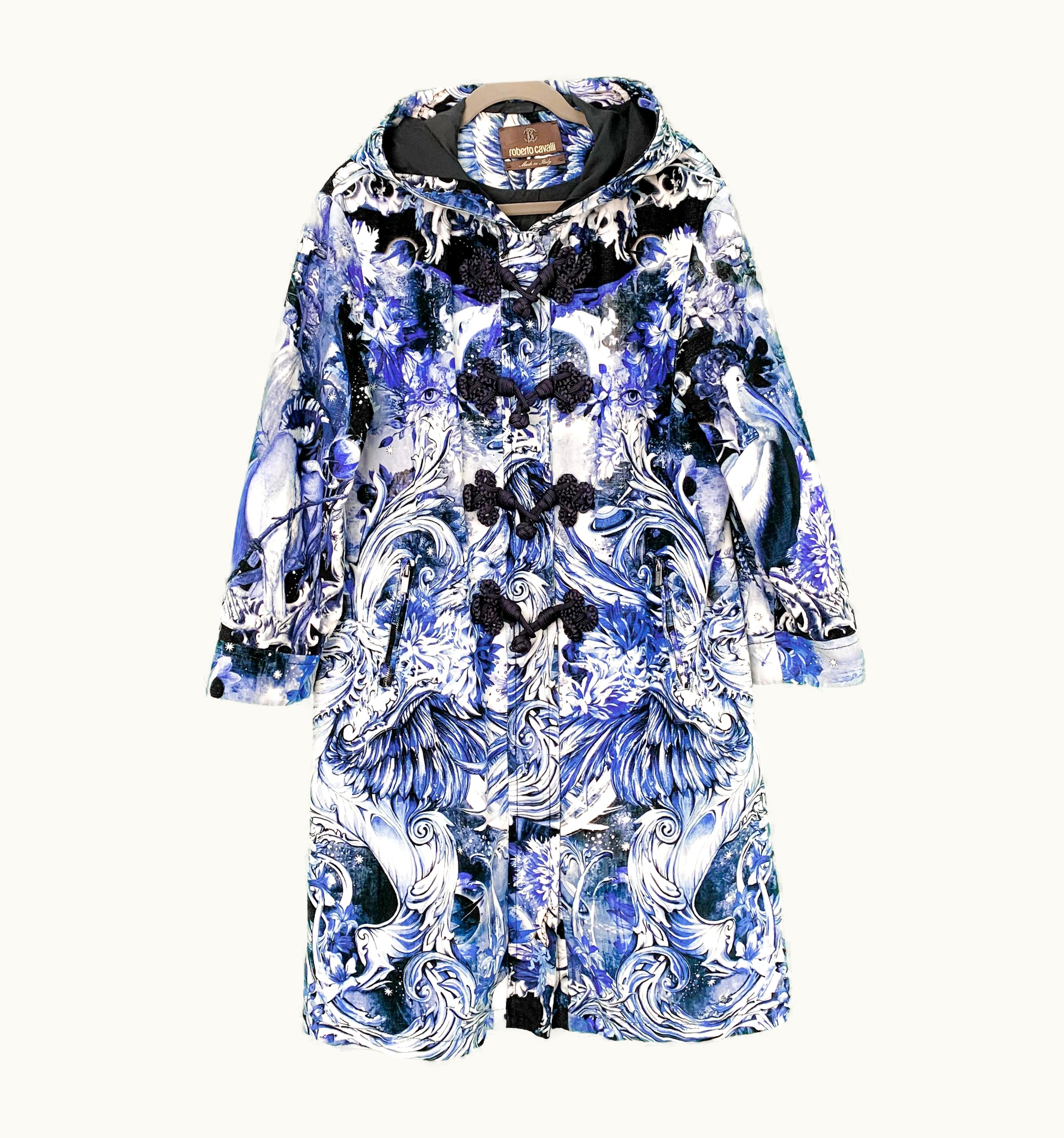 Roberto Cavalli Roberto Cavalli 2016 Chinoiserie Velvet Jacket, Coat w/Baroque Porcelain Print
