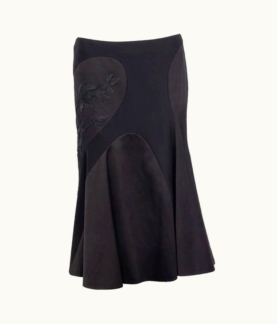 Alexander McQueen Alexander Mcqueen Black Wool Floral Embroidered Flared Skirt