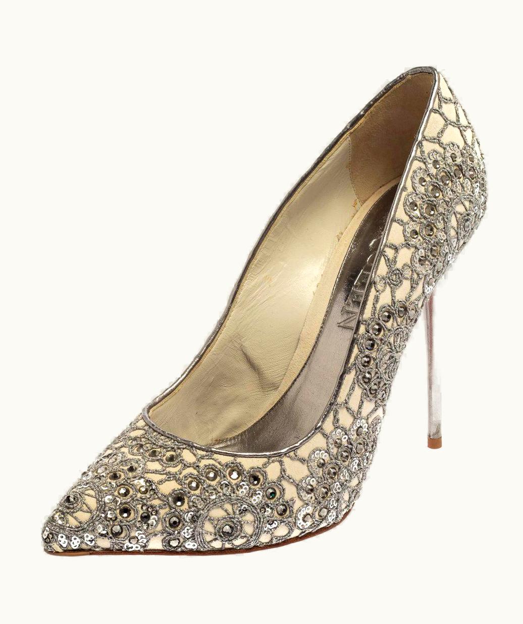 Alexander McQueen Alexander McQueen Silver/Off White Lace Crystal Pointed Toe Pumps
