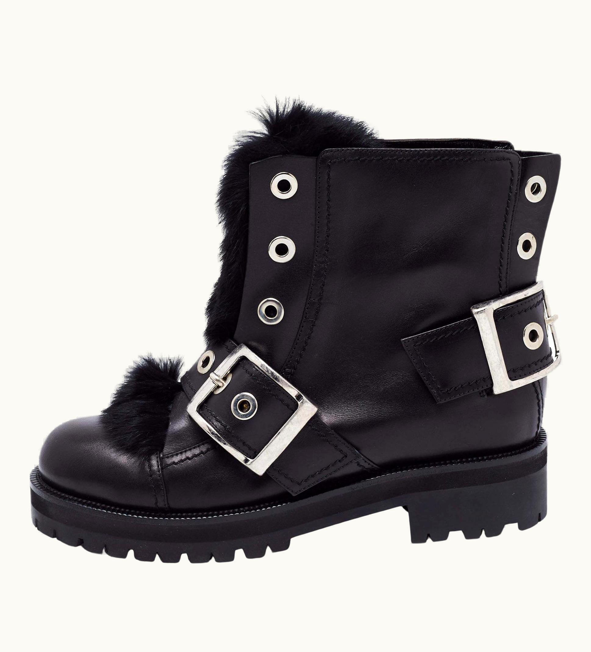 Alexander McQueen Alexander McQueen Black Rabbit Fur Eyelet Detail Buckle Ankle Boots