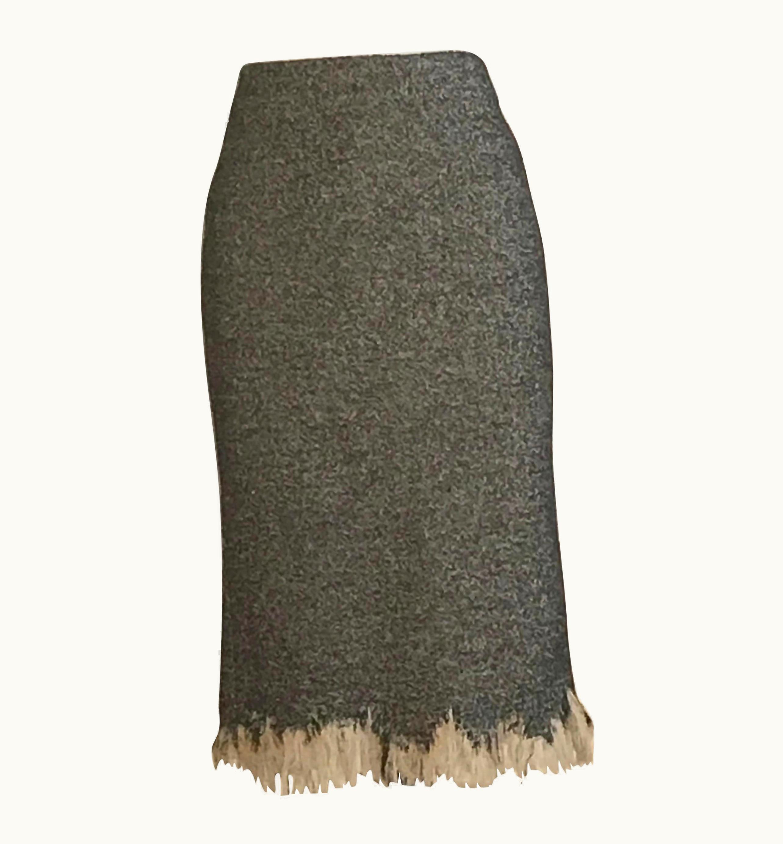 Alexander McQueen Alexander McQueen 2010 Herringbone Tweed Distressed Ruffle Pencil Skirt UZ0607708
